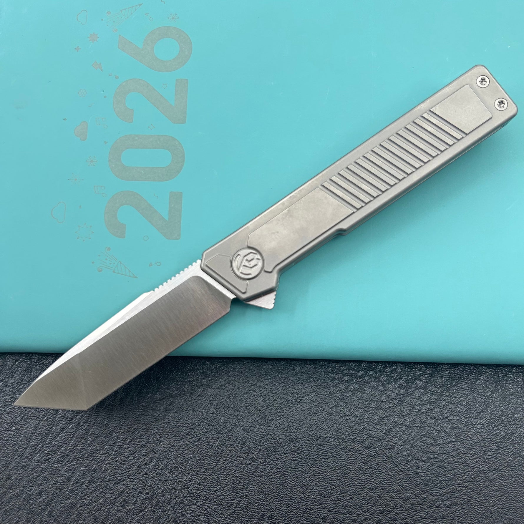 KB KNIVES KB420A Yondu Double Detent Knife Gray Ti Micro Milling 2.87'' Tanto Satin M390 Blade