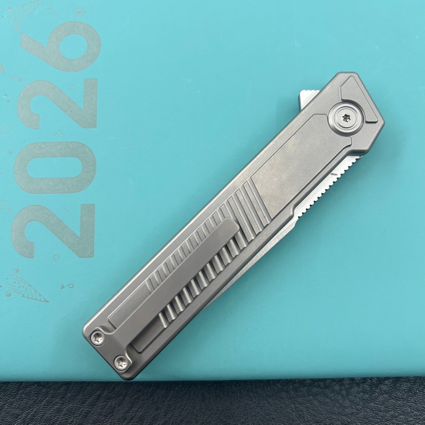 KB KNIVES KB420A Yondu Double Detent Knife Gray Ti Micro Milling 2.87'' Tanto Satin M390 Blade