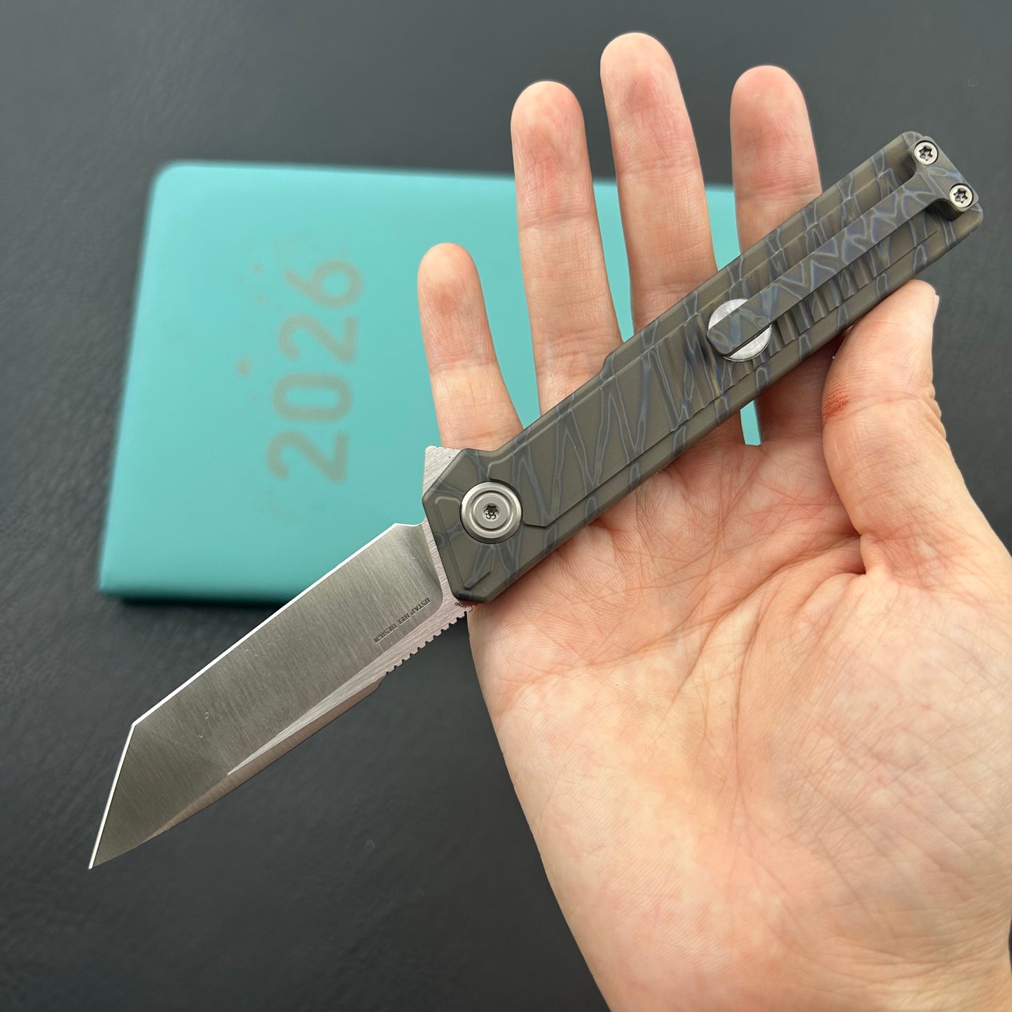 KB KNIVES KB420B Yondu Double Detent Knife Flamed Ti Micro Milling 2.87'' Tanto Satin M390 Blade