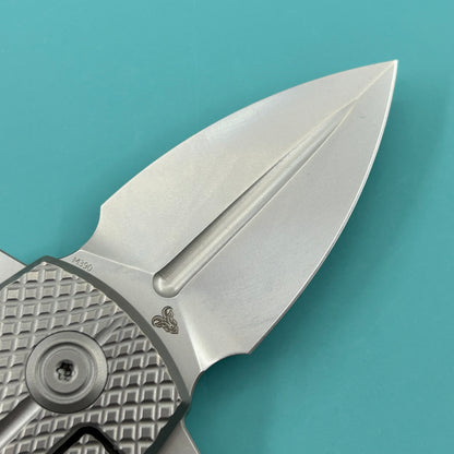 KB KNIVES KB451A Fang Mini Pocket Knife Grey Titanium with Diamond Milling 1.97" Beadblast M390 Blade
