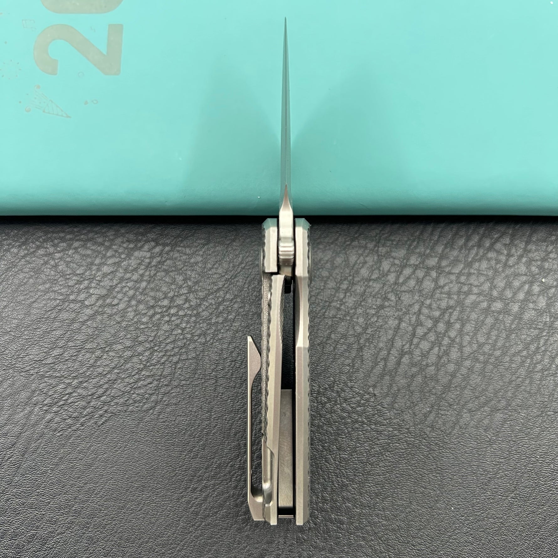 KB KNIVES KB451A Fang Mini Pocket Knife Grey Titanium with Diamond Milling 1.97" Beadblast M390 Blade