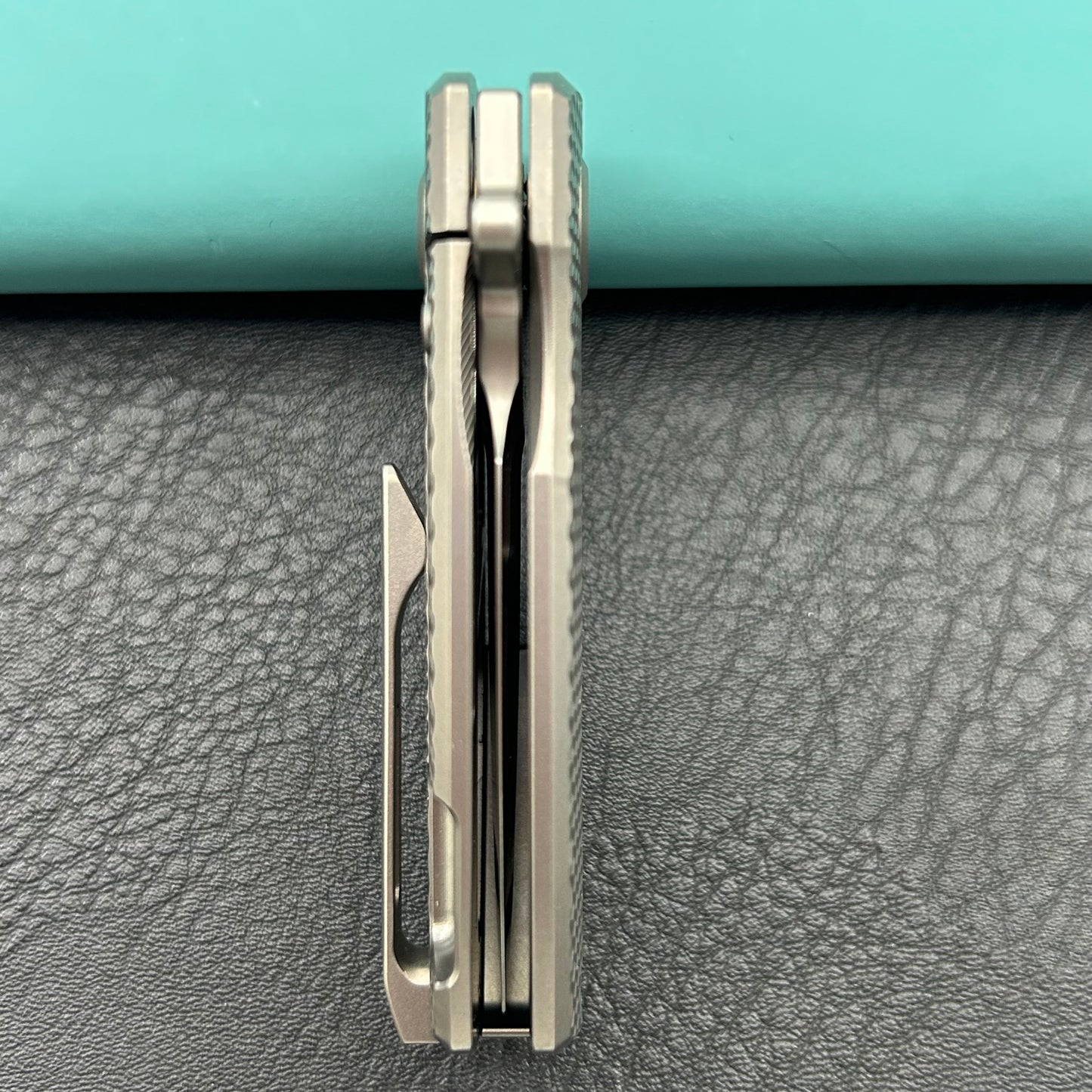 KB KNIVES KB451A Fang Mini Pocket Knife Grey Titanium with Diamond Milling 1.97" Beadblast M390 Blade