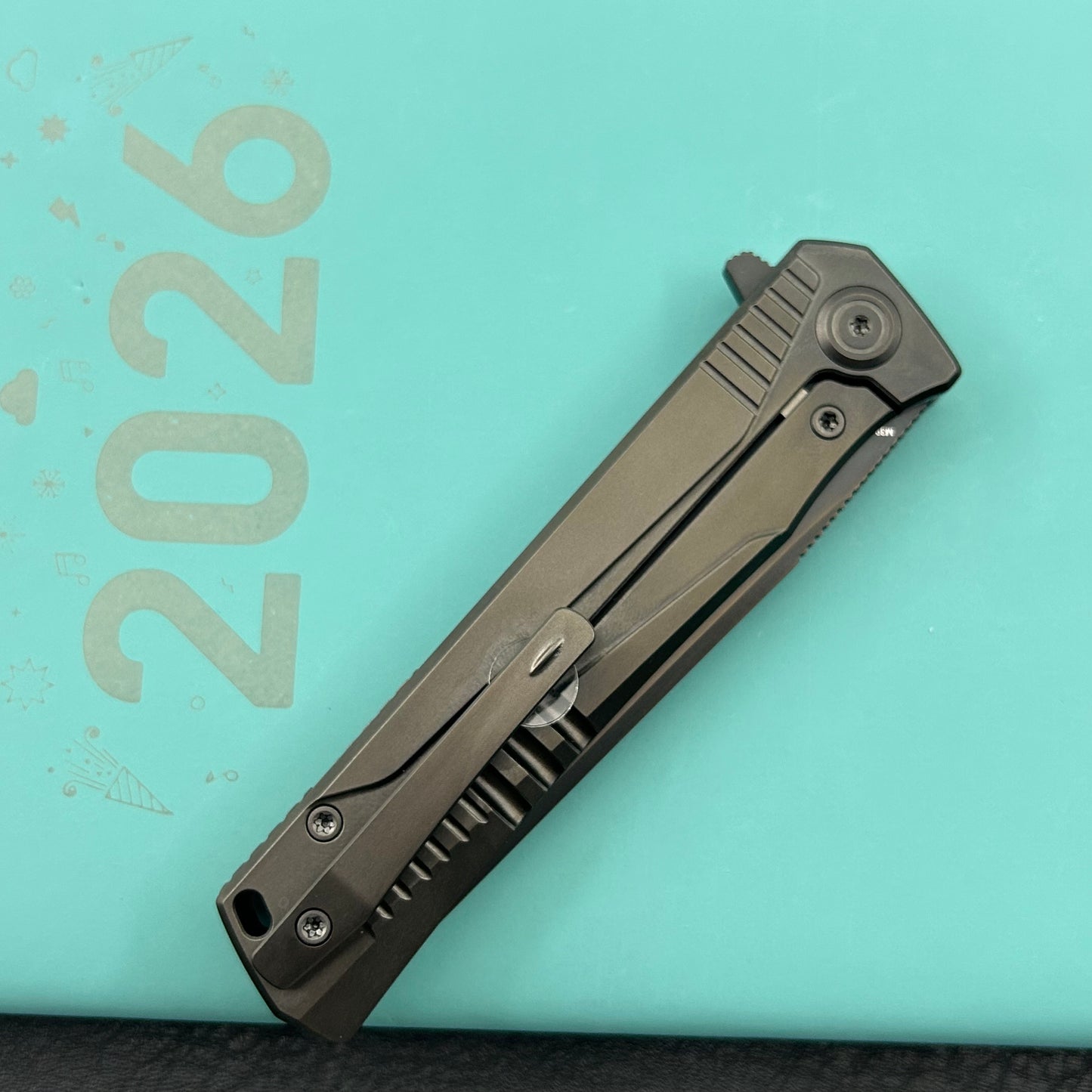 KB KNIVES  KB429C Pyramid Folding Knife Regular DLC Titanium Handle 3.54'' Regular DLC M390 Blade
