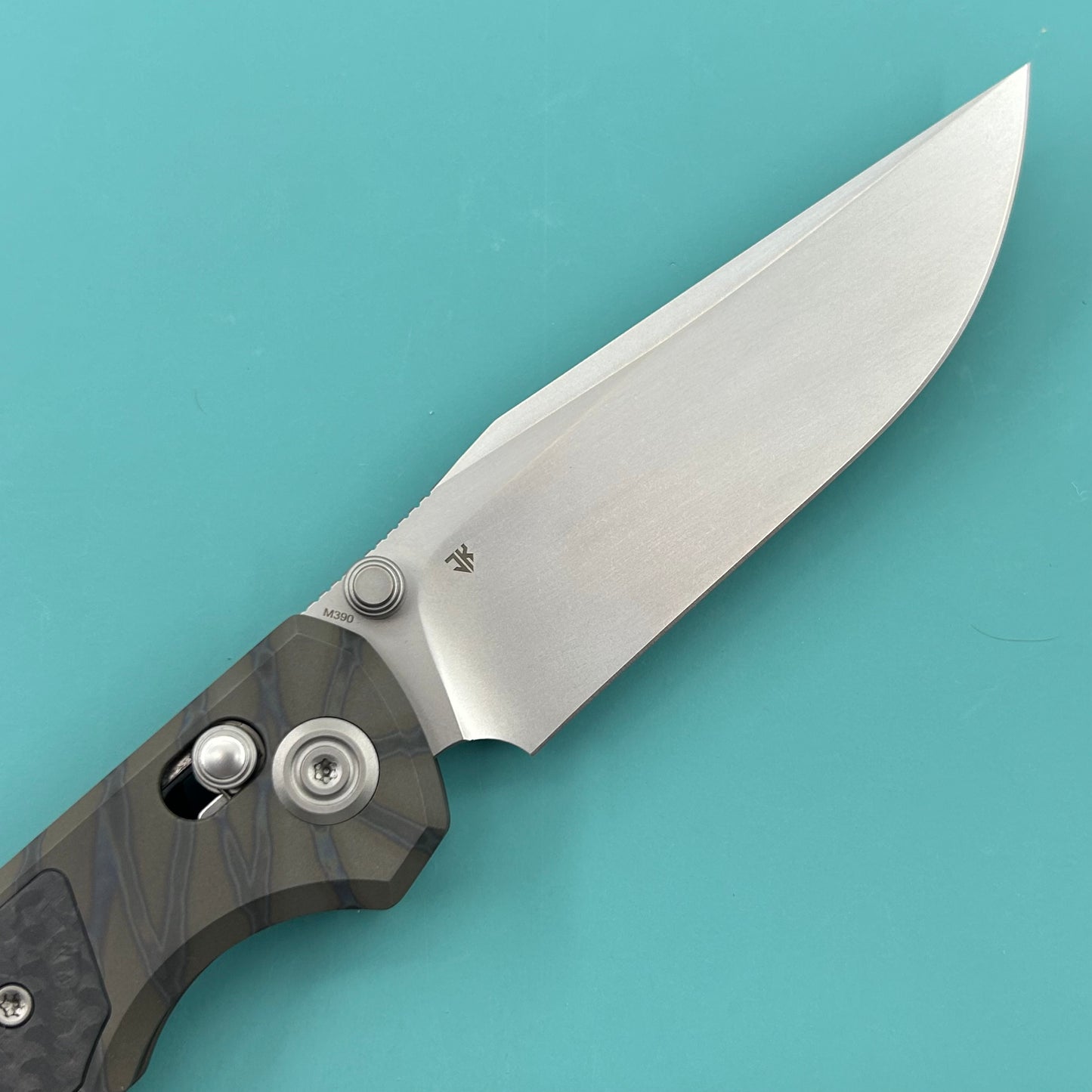 KB KNIVES KB427B Lynx Folding Knife Flame Ano Titanium with Wave CF Inlay Handle 3.54'' Bead Blasting M390