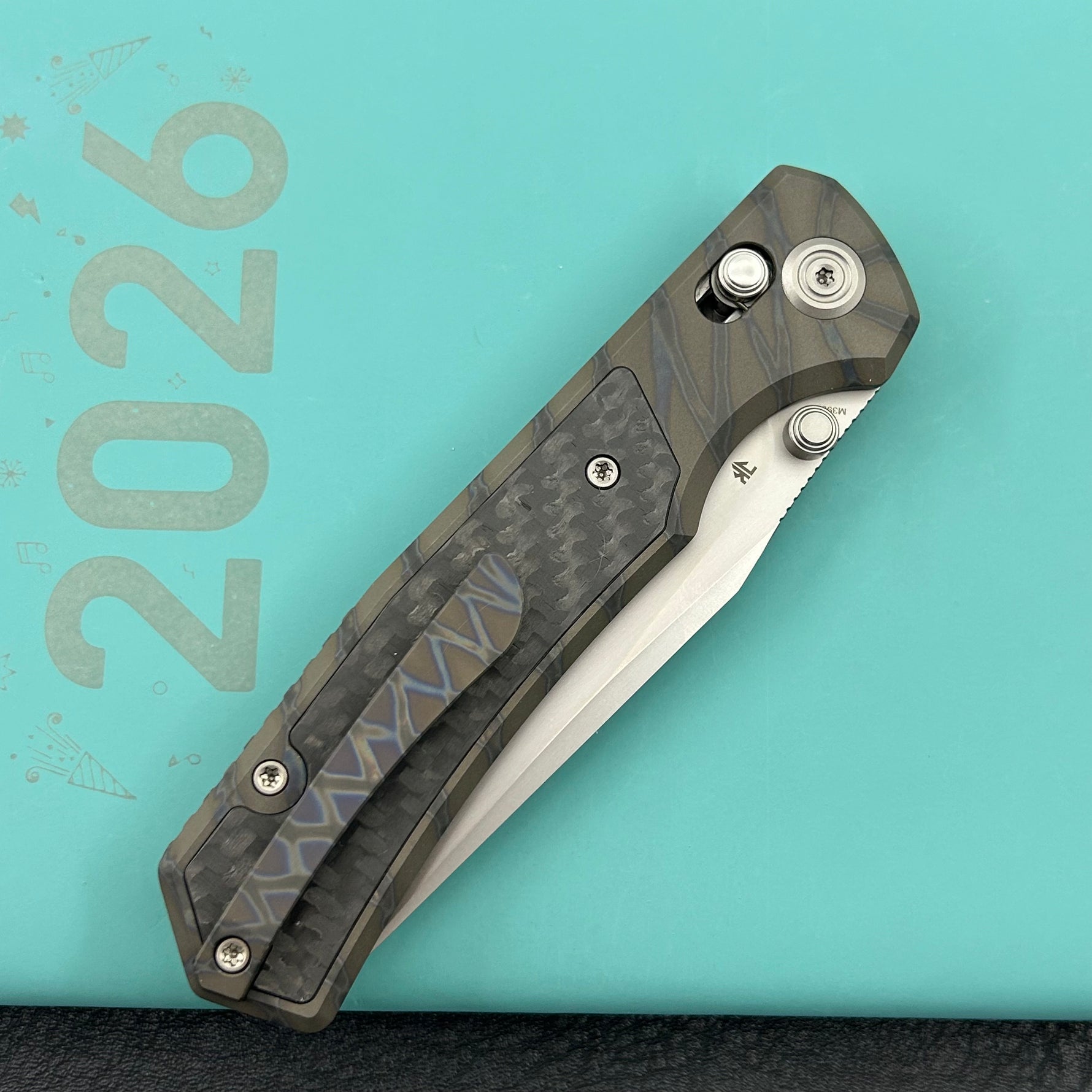 KB KNIVES KB427B Lynx Folding Knife Flame Ano Titanium with Wave CF Inlay Handle 3.54'' Bead Blasting M390