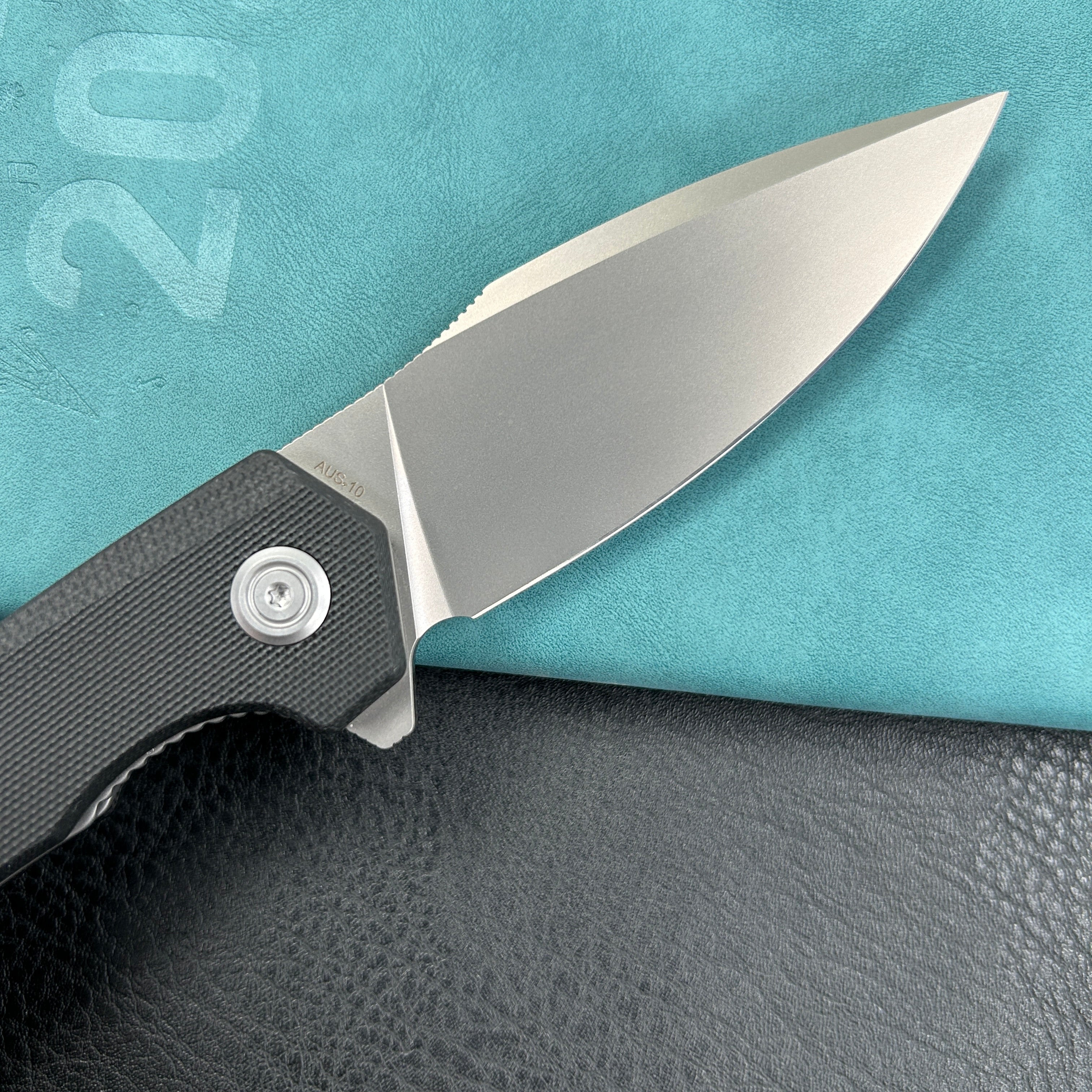 KUBEY KU901K Calyce Liner Lock Flipper Folding Knife Black G10 Handle 3.27" Bead Blasted AUS-10