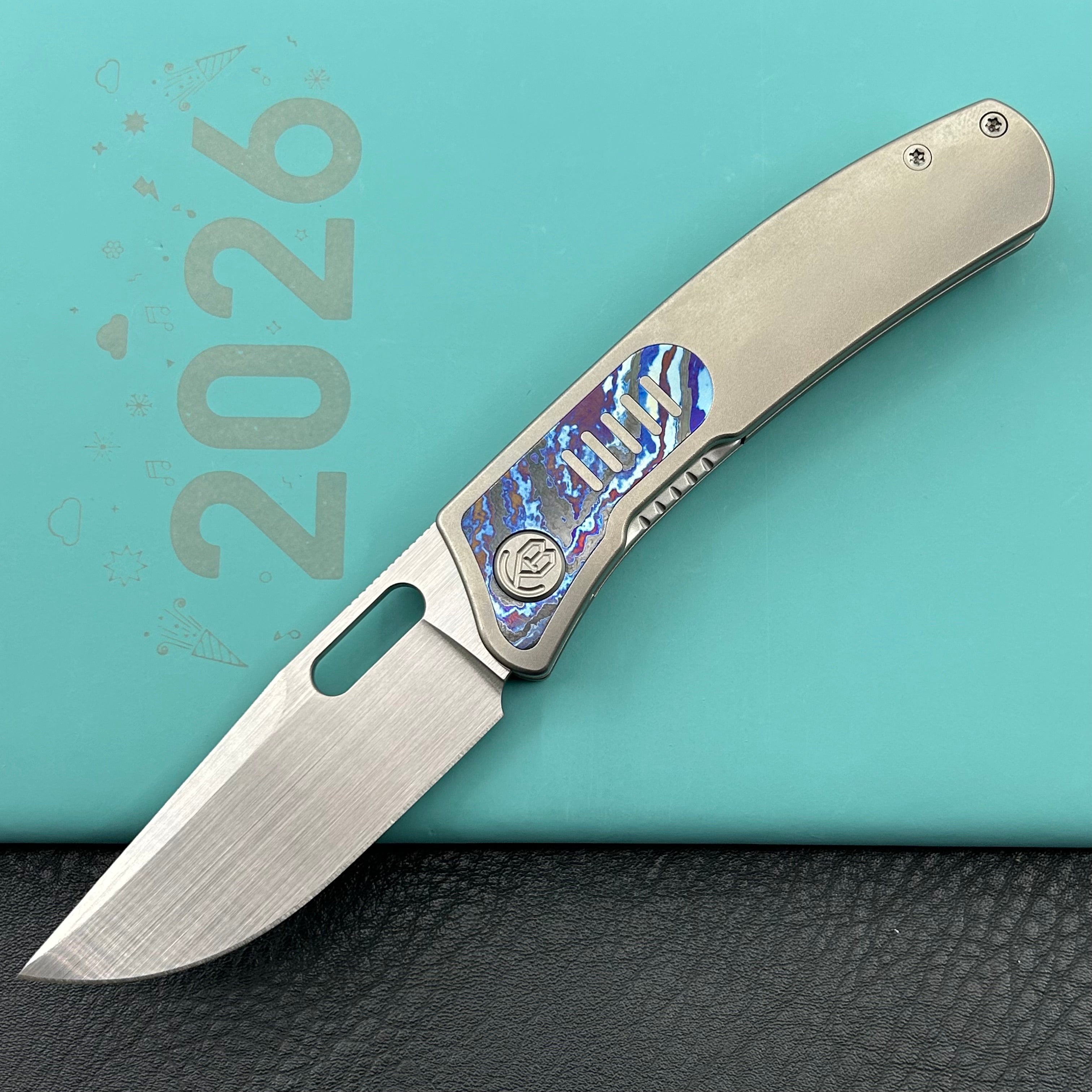 KB KNIVES KB377D Common Thread Folding Knife Sand Blasting Titanium/Zircuti Inlays Handle 3.35'' Silver Bead Blasting M390