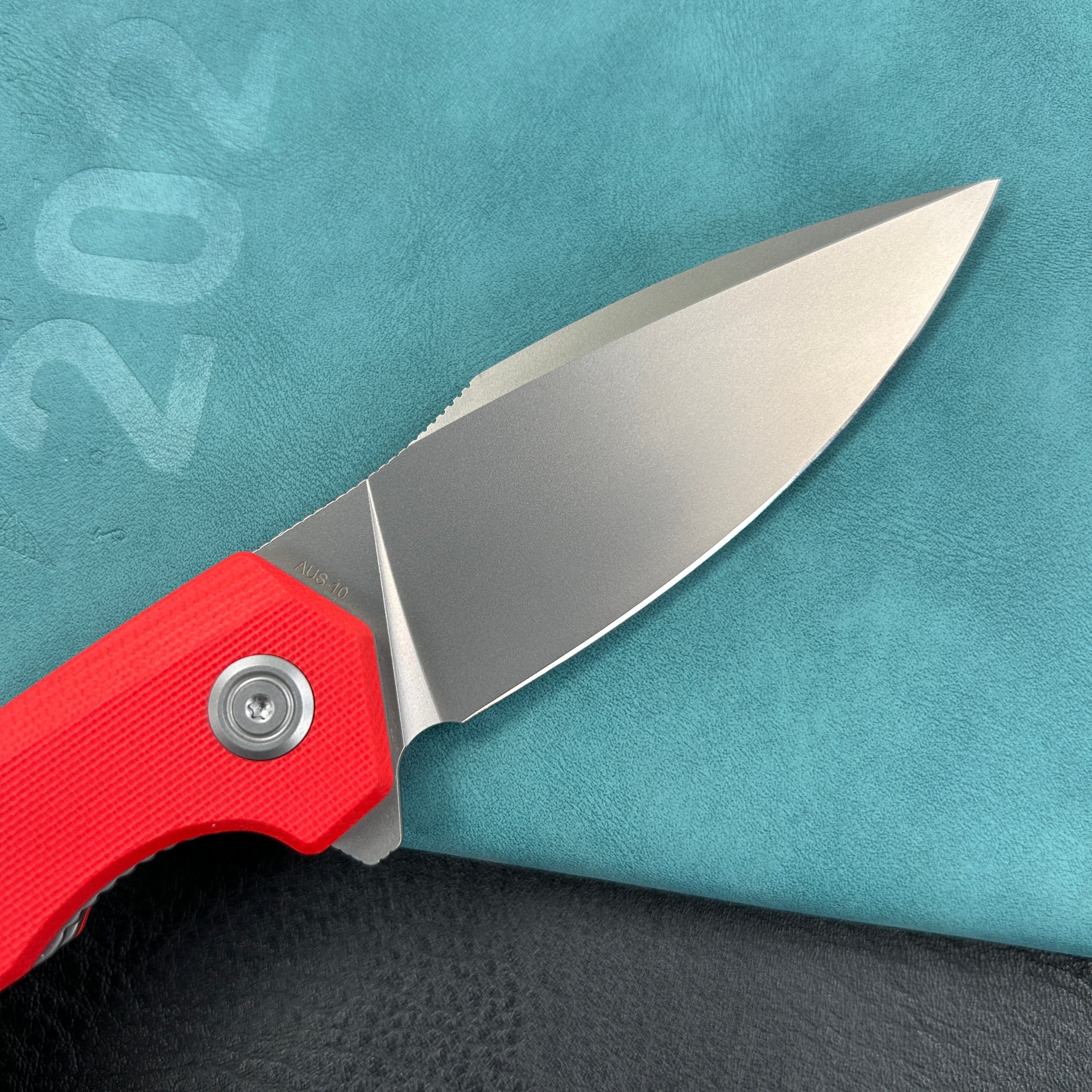 KUBEY KU901J  Calyce Liner Lock Flipper Folding Knife Red G10 Handle 3.27" Bead Blasted AUS-10