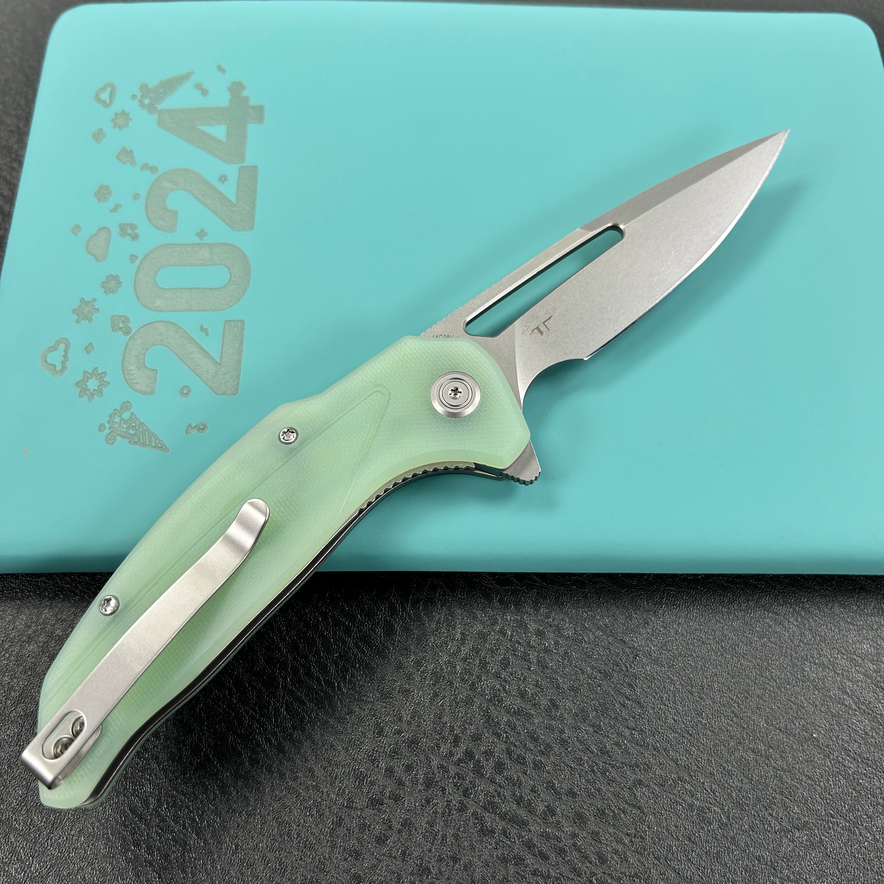 KUBEY  KU372B Nautilus Flipper Knife Jade G10 Handle 3.46" Silver Sandblast 14C28N