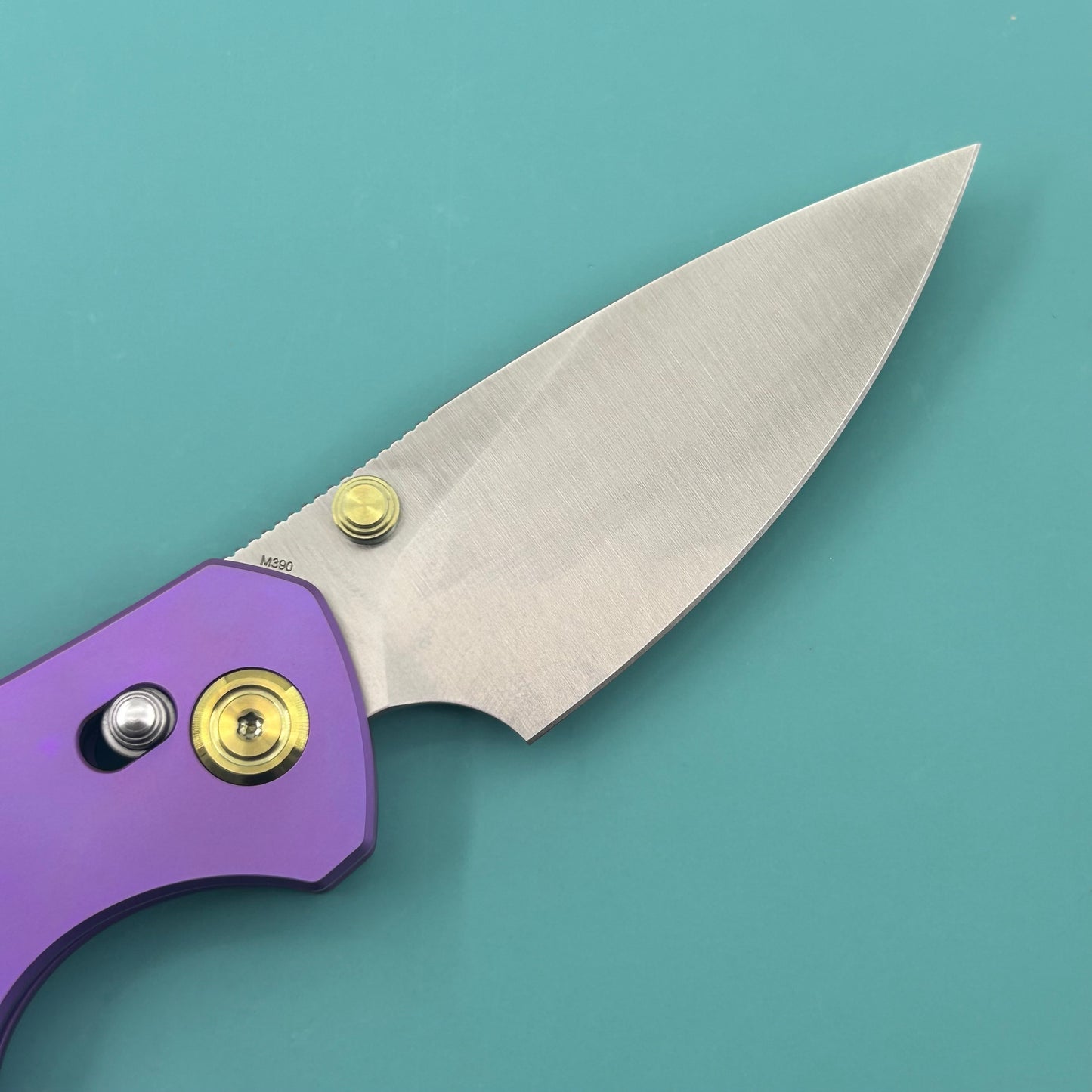 KB KNIVES KB488C Aero Air Pocket Knife Crossbar Lock Purple Ti Diagonal Milling 2.91" Satin M390 Blade