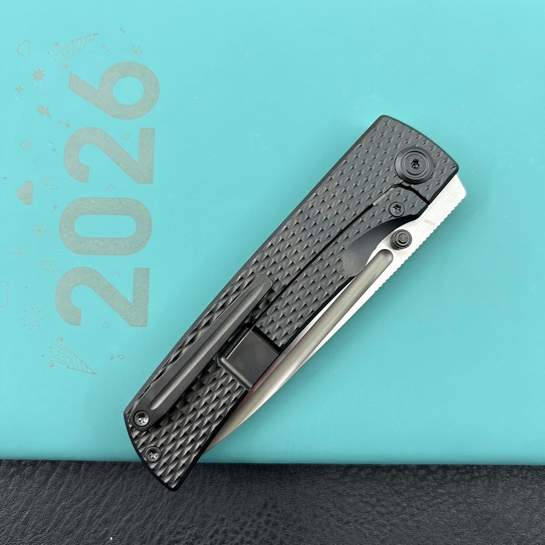 KB KNIVES  KB409C Mosquito Folding Knife Regular DLC Titanium with Diamond Milling 3.46'' Belt Satin M390 Blade