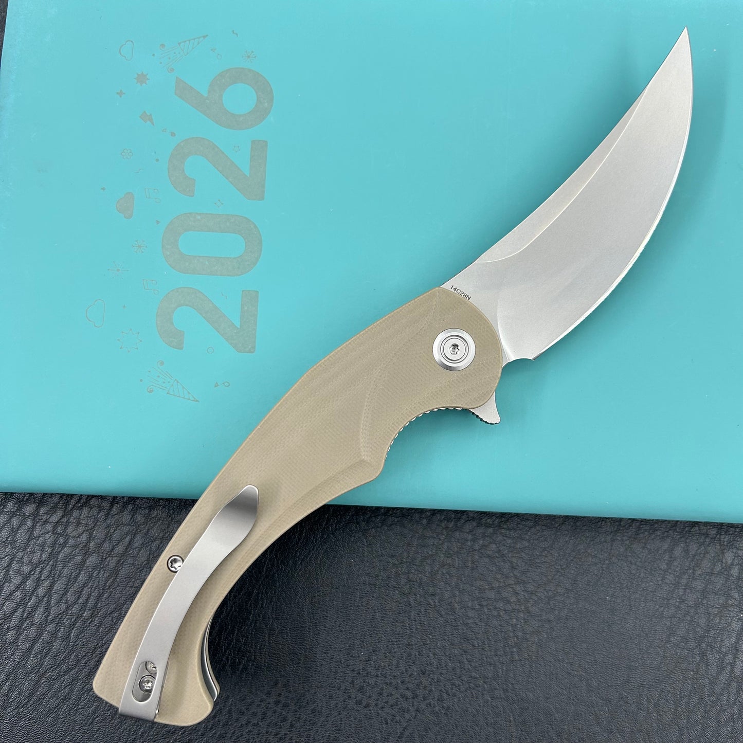 KUBEY knife KU173M Scimitar Linerlock Tan Folding knife