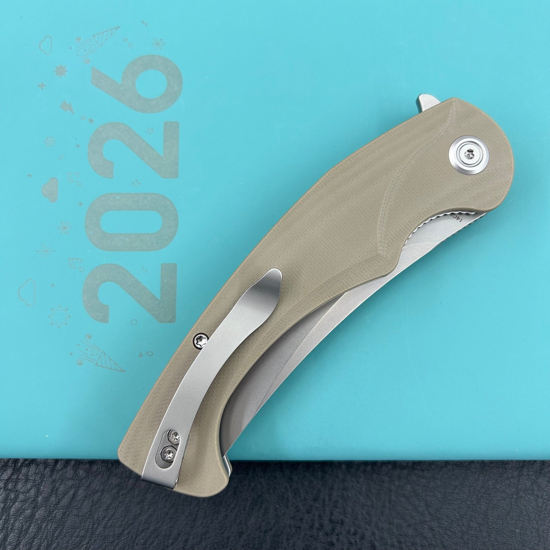 KUBEY knife KU173M Scimitar Linerlock Tan Folding knife