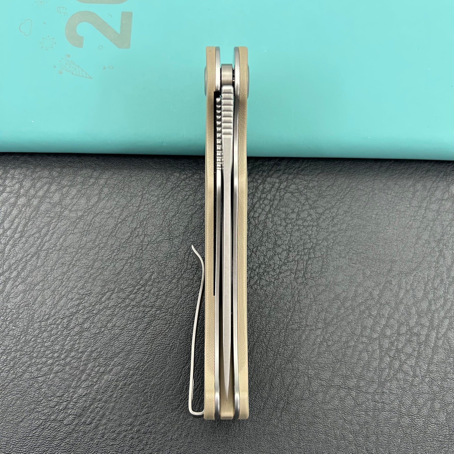 KUBEY knife KU173M Scimitar Linerlock Tan Folding knife