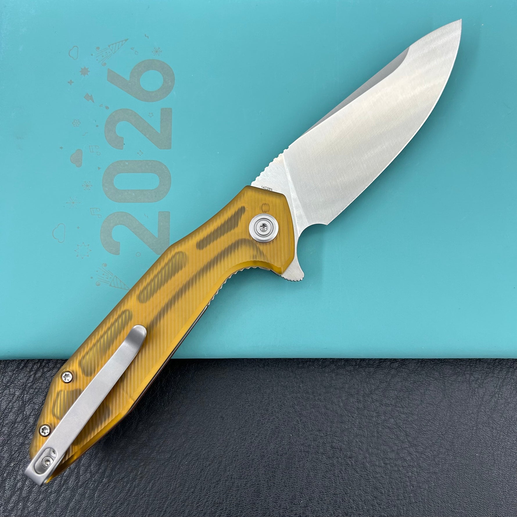 KUBEY knife KU117N Nova Linelock Ultem