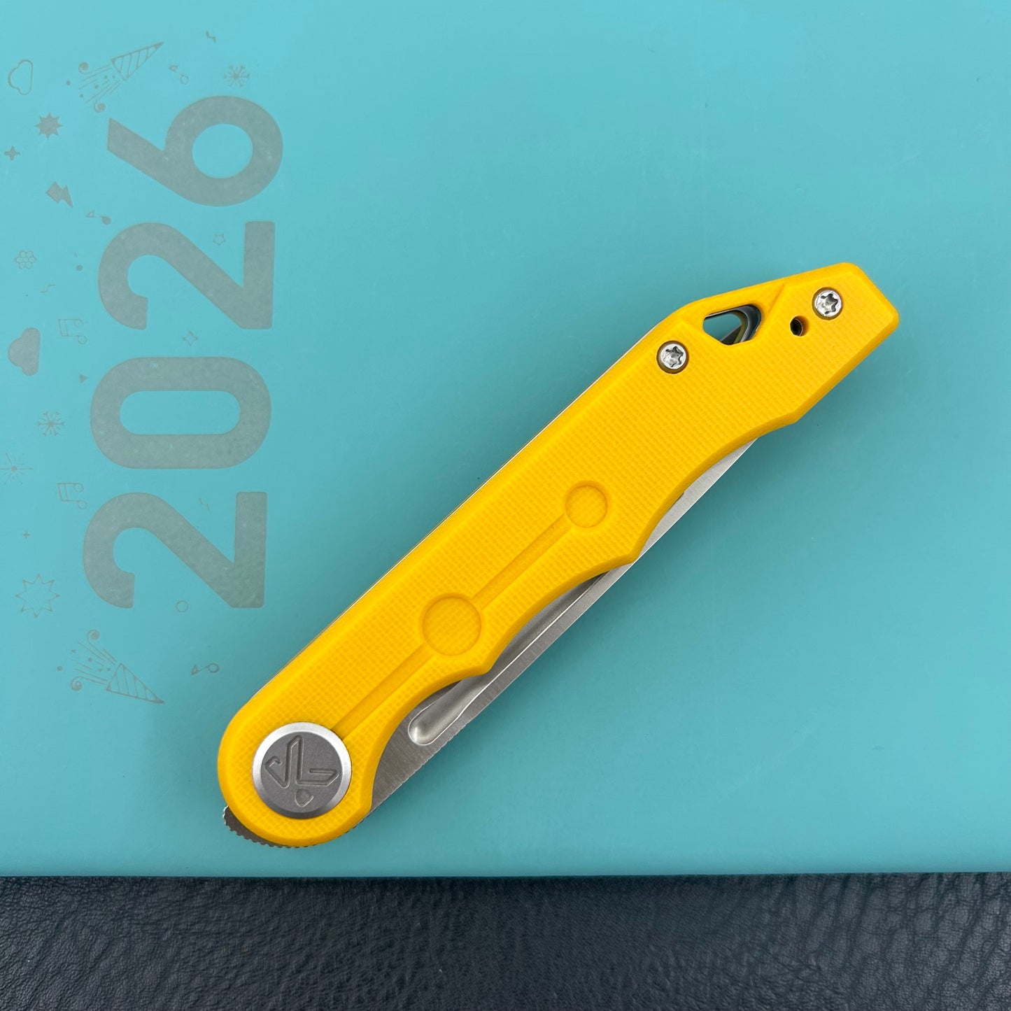 KUBEY knife KU2101J Mizo Linerlock Yellow Folding Knives