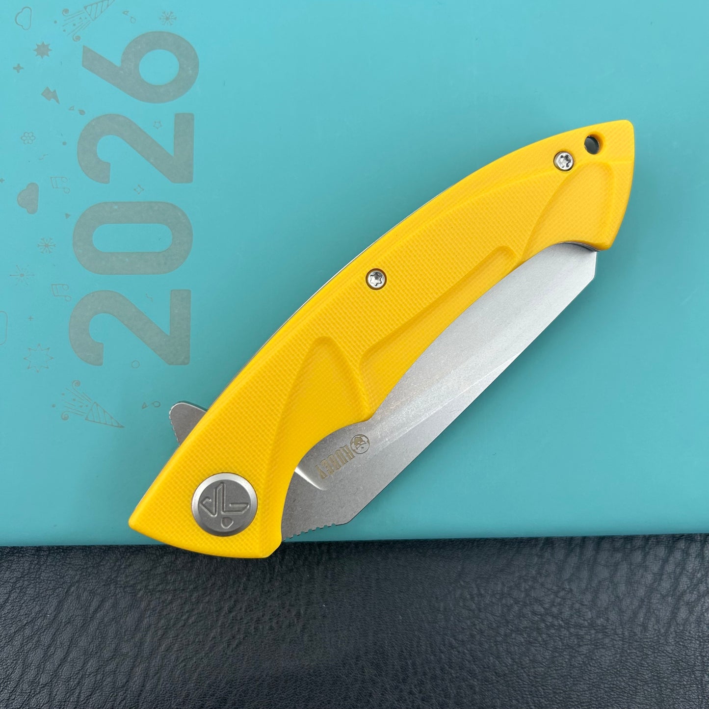 KUBEY knife KU212K Anteater Linerlock Yellow Folding Knives