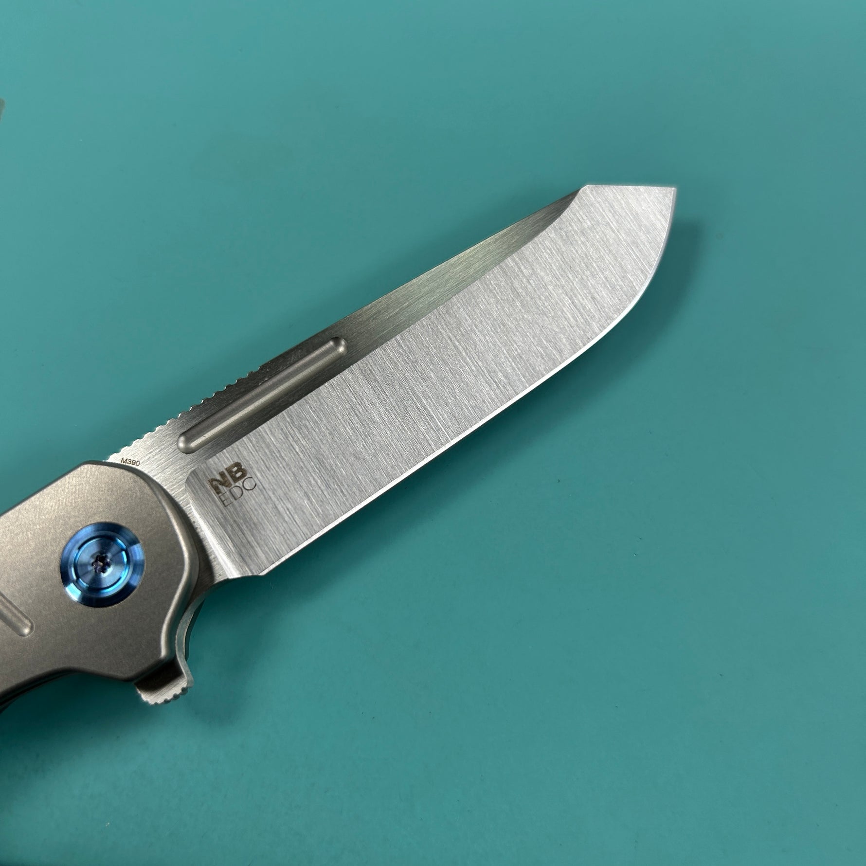 KB KNIVES KB315A Steelhead Folding Knife Gray Titanium Handle 3.15" Belt Satin M390 Blade