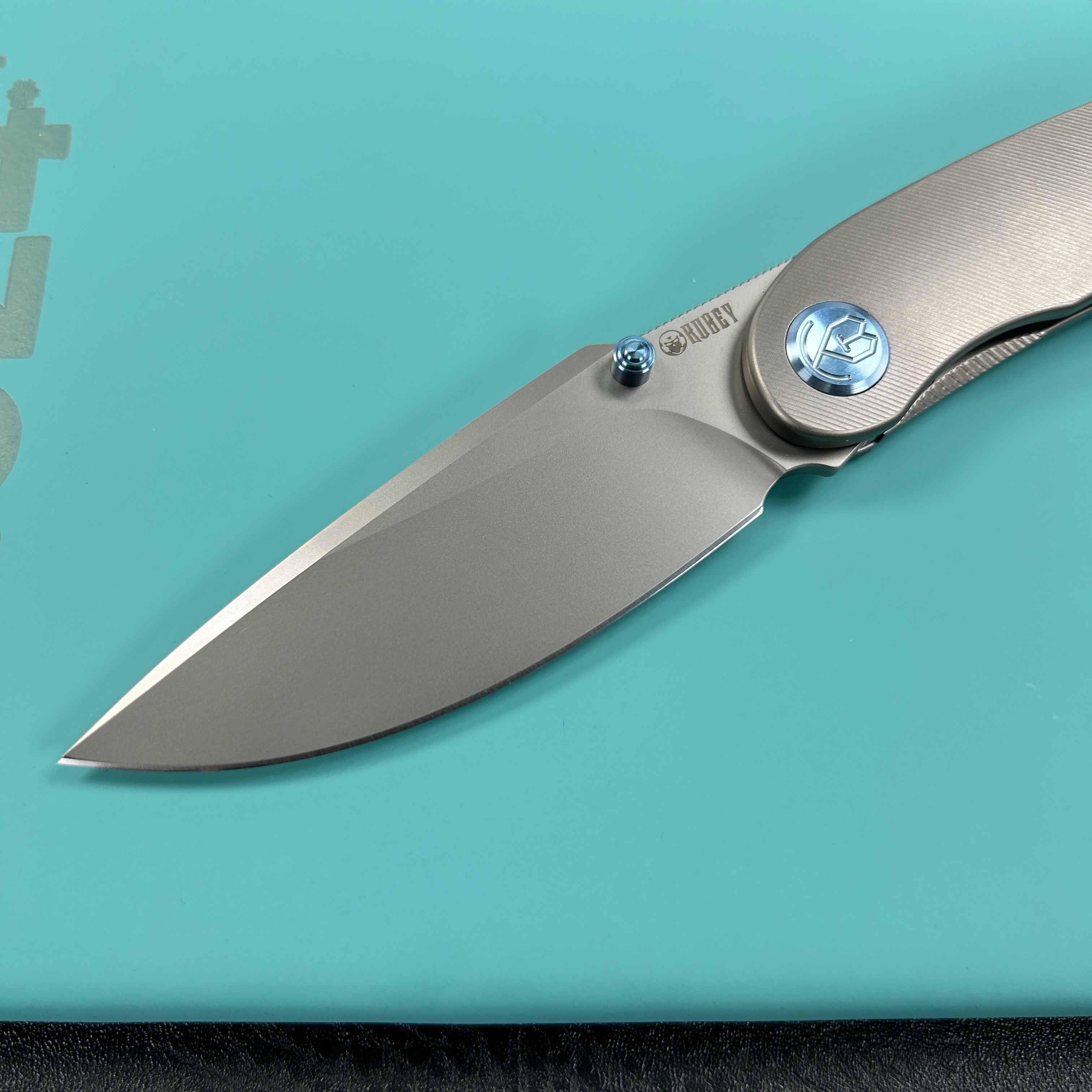 KUBEY KB386A Momentum Frame Lock Front Flipper Pocket Folding Knife Grey Titanium Handle 3.43" Beadblast M390