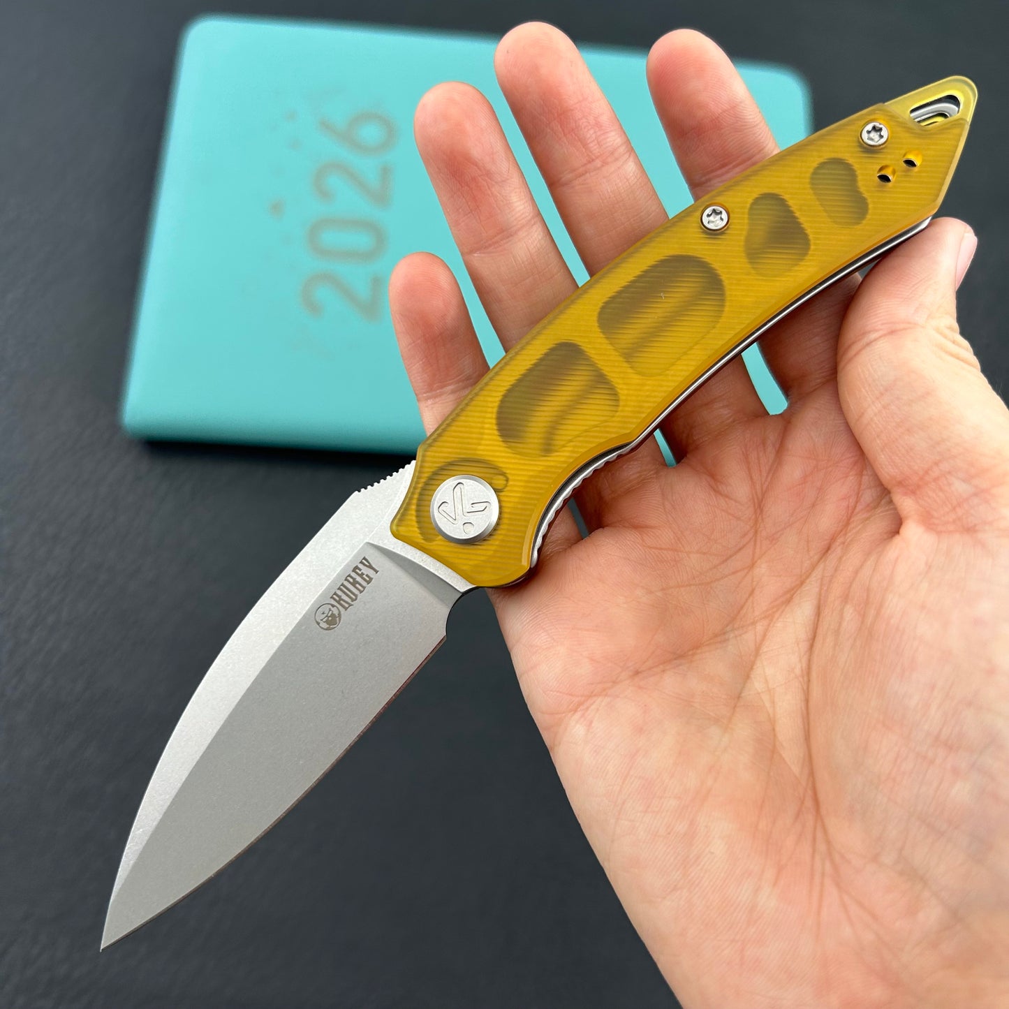KUBEY knife KU333G Leaf Linerlock Ultem  Folding Knives