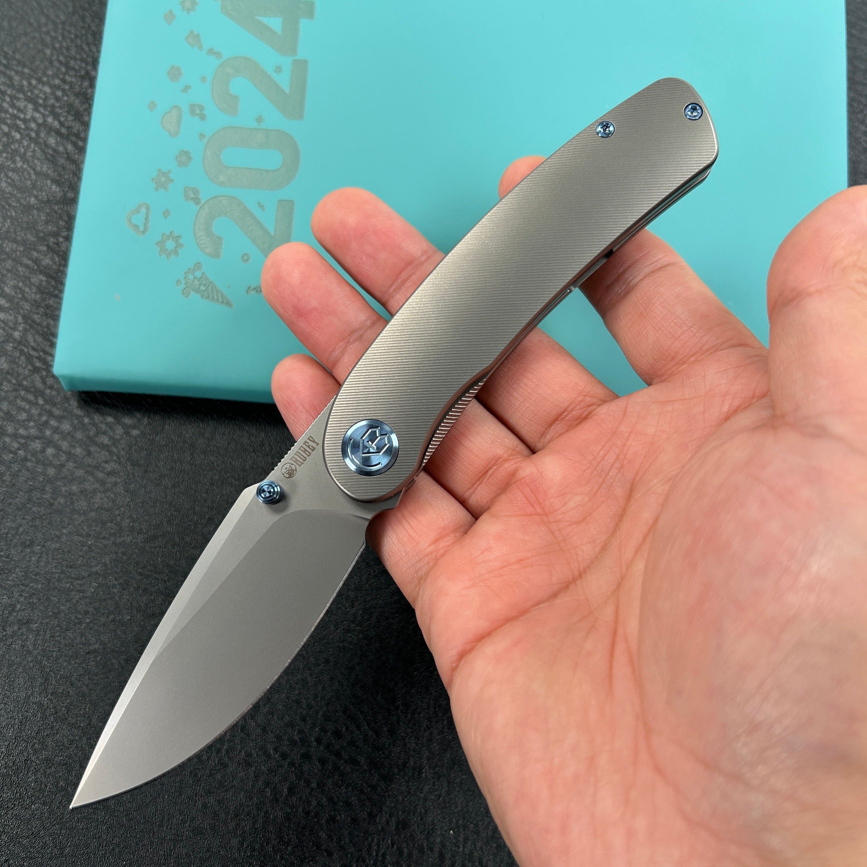 KUBEY KB386A Momentum Frame Lock Front Flipper Pocket Folding Knife Grey Titanium Handle 3.43" Beadblast M390