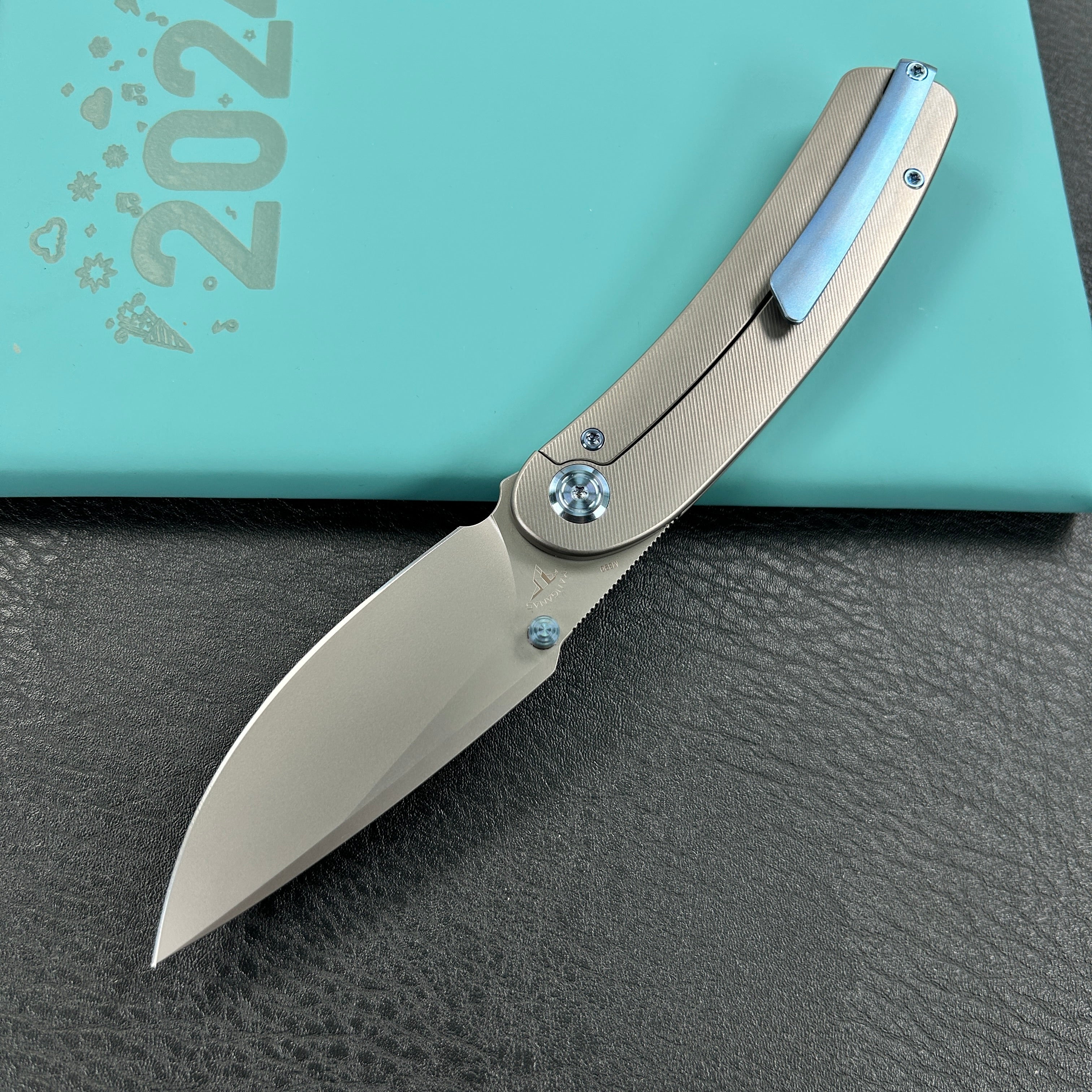 KUBEY KB386A Momentum Frame Lock Front Flipper Pocket Folding Knife Grey Titanium Handle 3.43" Beadblast M390