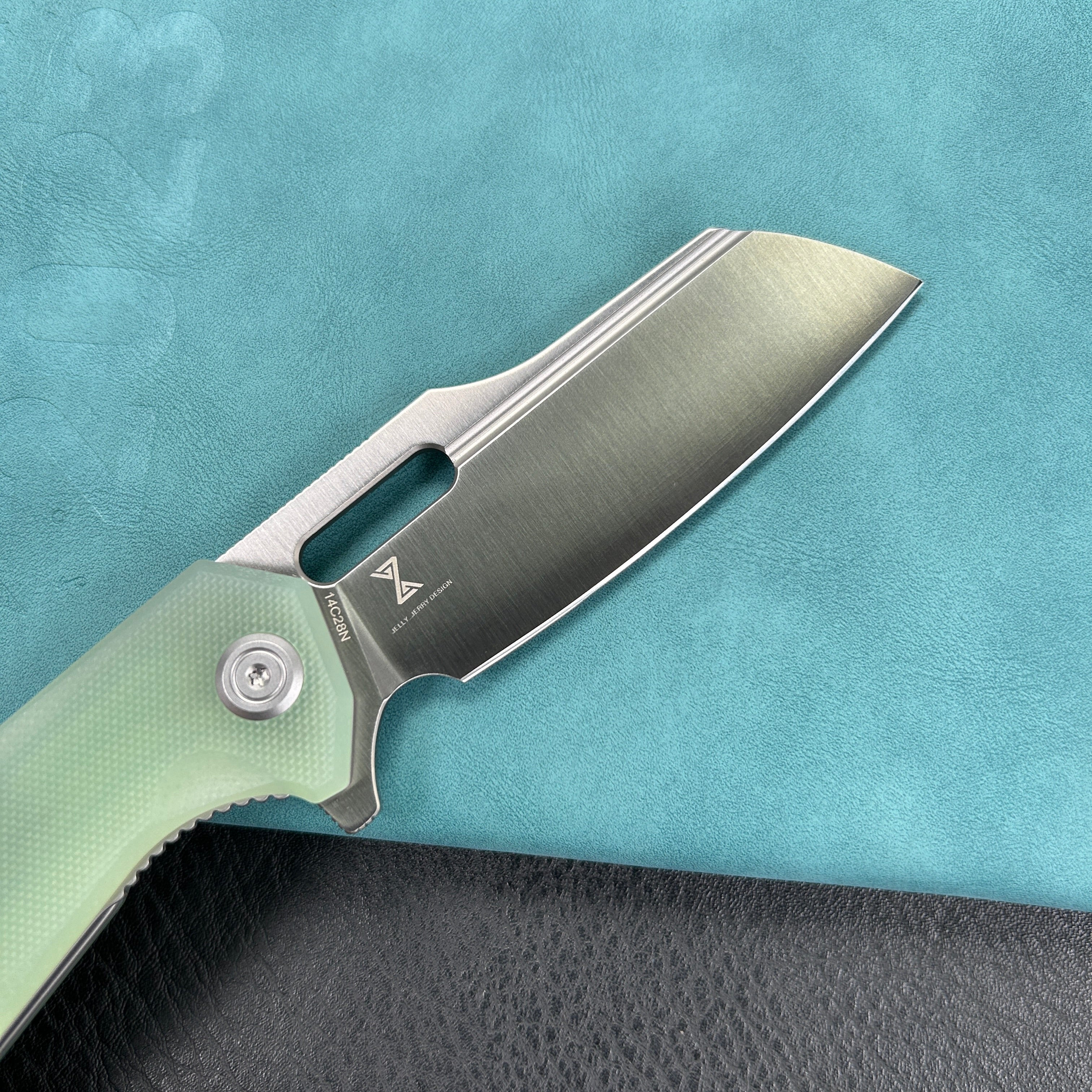 KUBEY KU328I  Atlas Nest Liner Lock Folding Knife Jade  G10 Handle 3.31"  Satin 14C28N