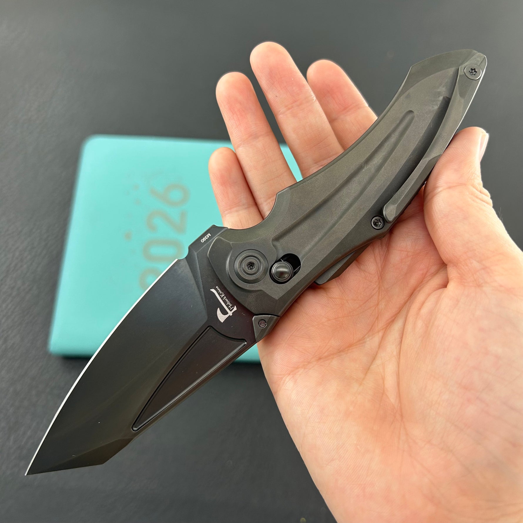 KB KNIVES KB400H Sumo Crossbarlock Folding Knife DLC Titanium Handle 3.15" DLC M390 Blade