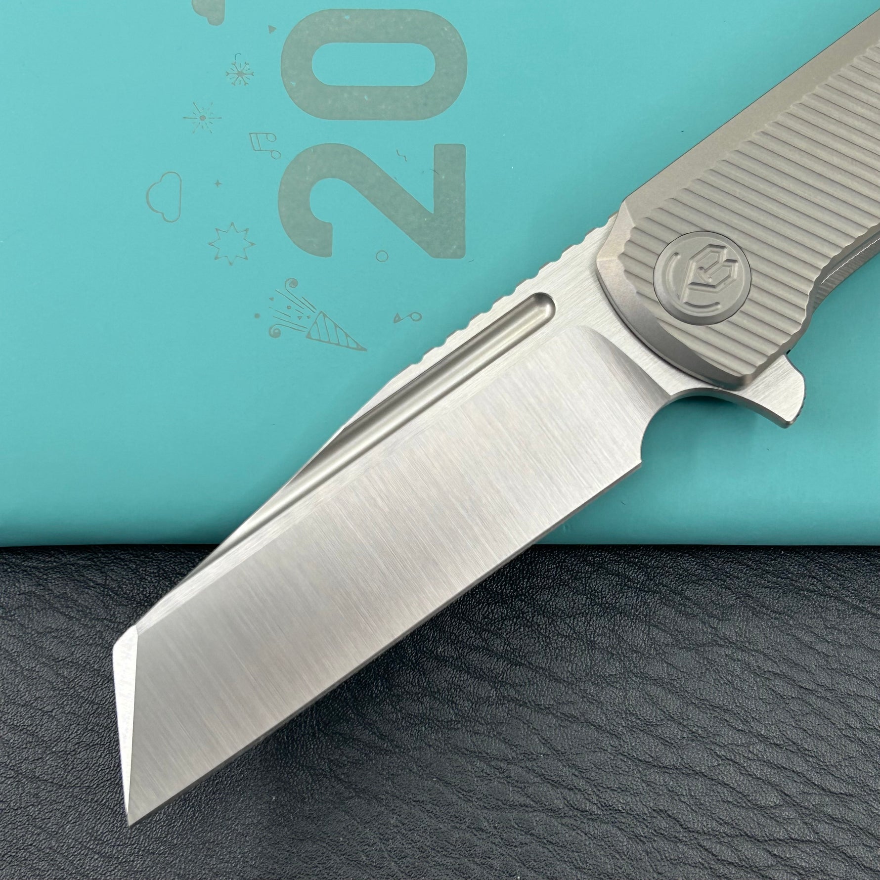 KB KNIVES KB442A Nexus Folding Knife Grey Titanium Handle 3.66'' Belt Satin M390 Blade