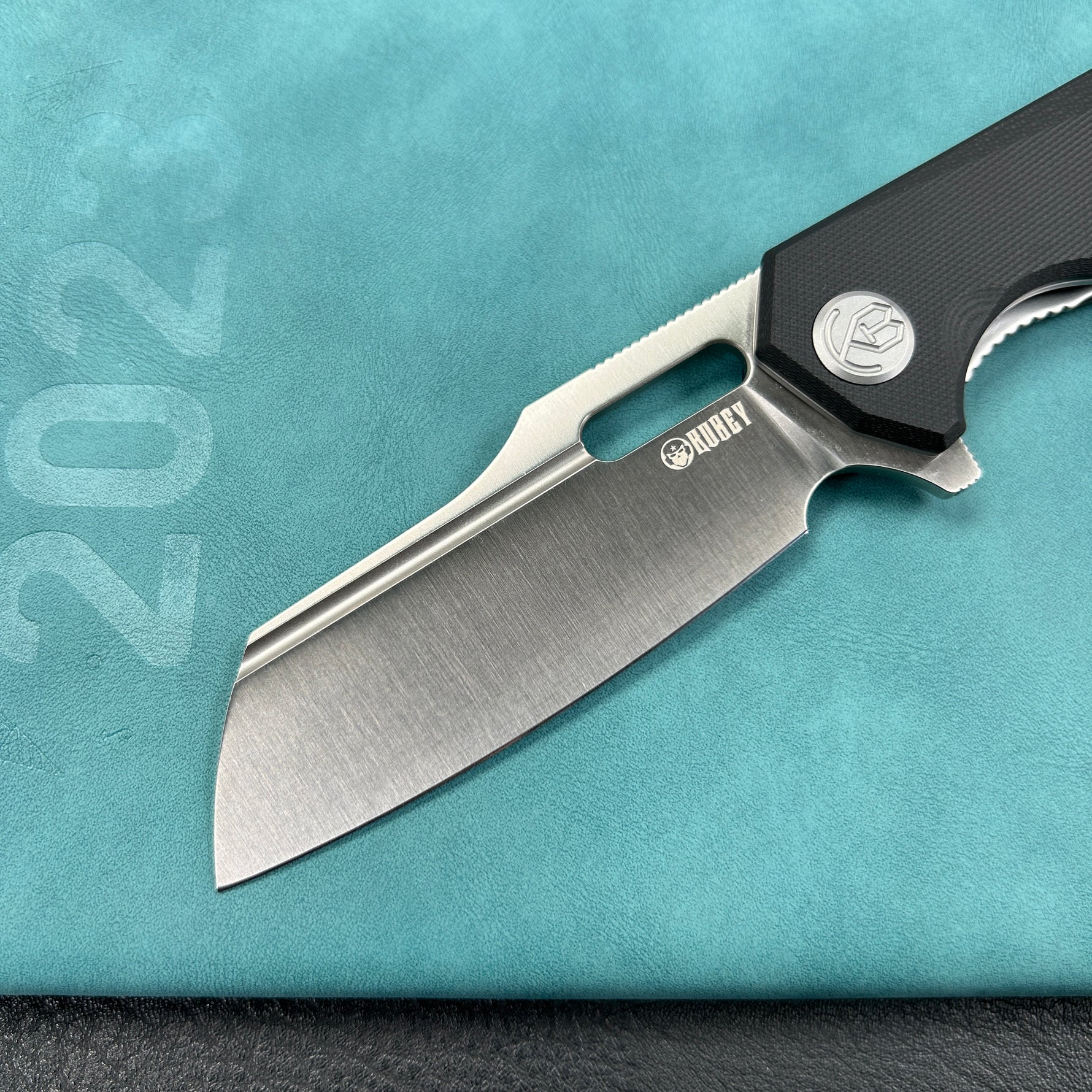 KUBEY knife KU328D Atlas Liner Lock Folding Knife Black G10 Handle 3.31" Satin  14C28N
