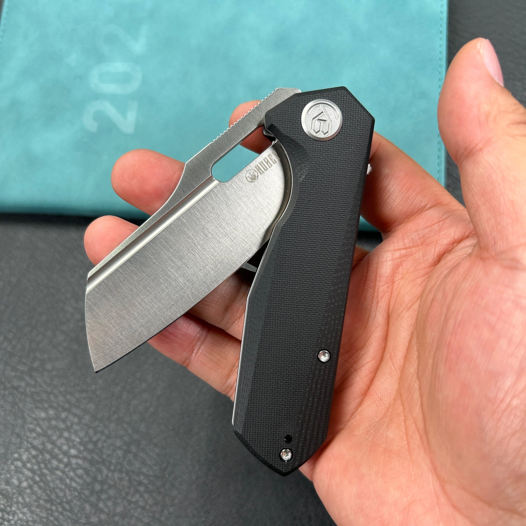 KUBEY knife KU328D Atlas Liner Lock Folding Knife Black G10 Handle 3.31" Satin  14C28N