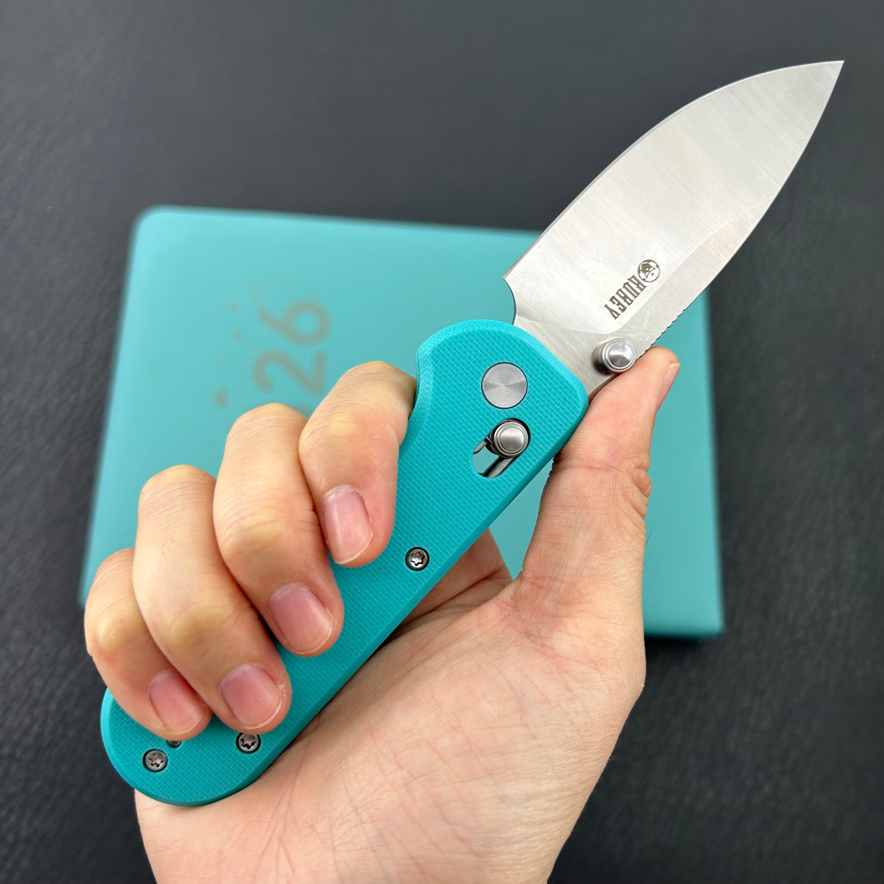 KUBEY Knife KU505B Bedrock Crossbar Lock Tiffany Blue G10 Handle Fold Knife