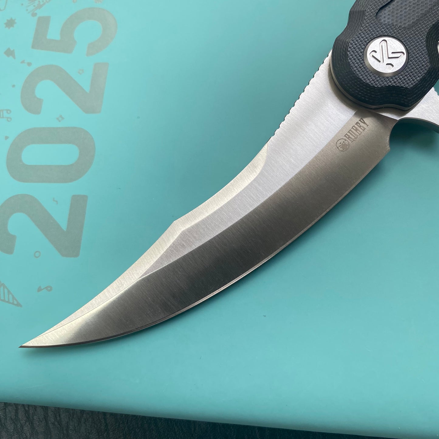 KU KNIVES KU346A Crest Pikal Linerlock Black Folding Knife