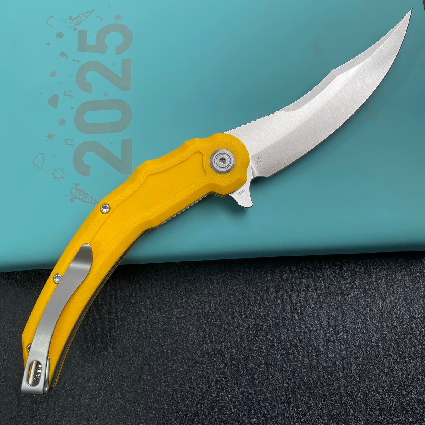 KU KNIVES KU346C Crest Pikal Linerlock Yellow Folding Knife