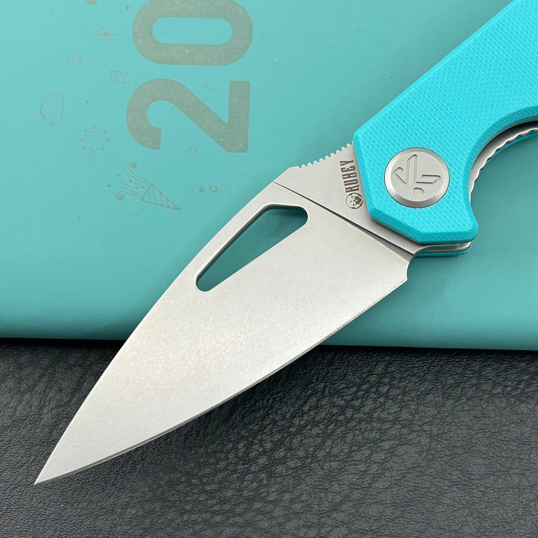 KUBEY Knife KU122-1B Coeus Linerlock Tiffany Blue   Fold Knife