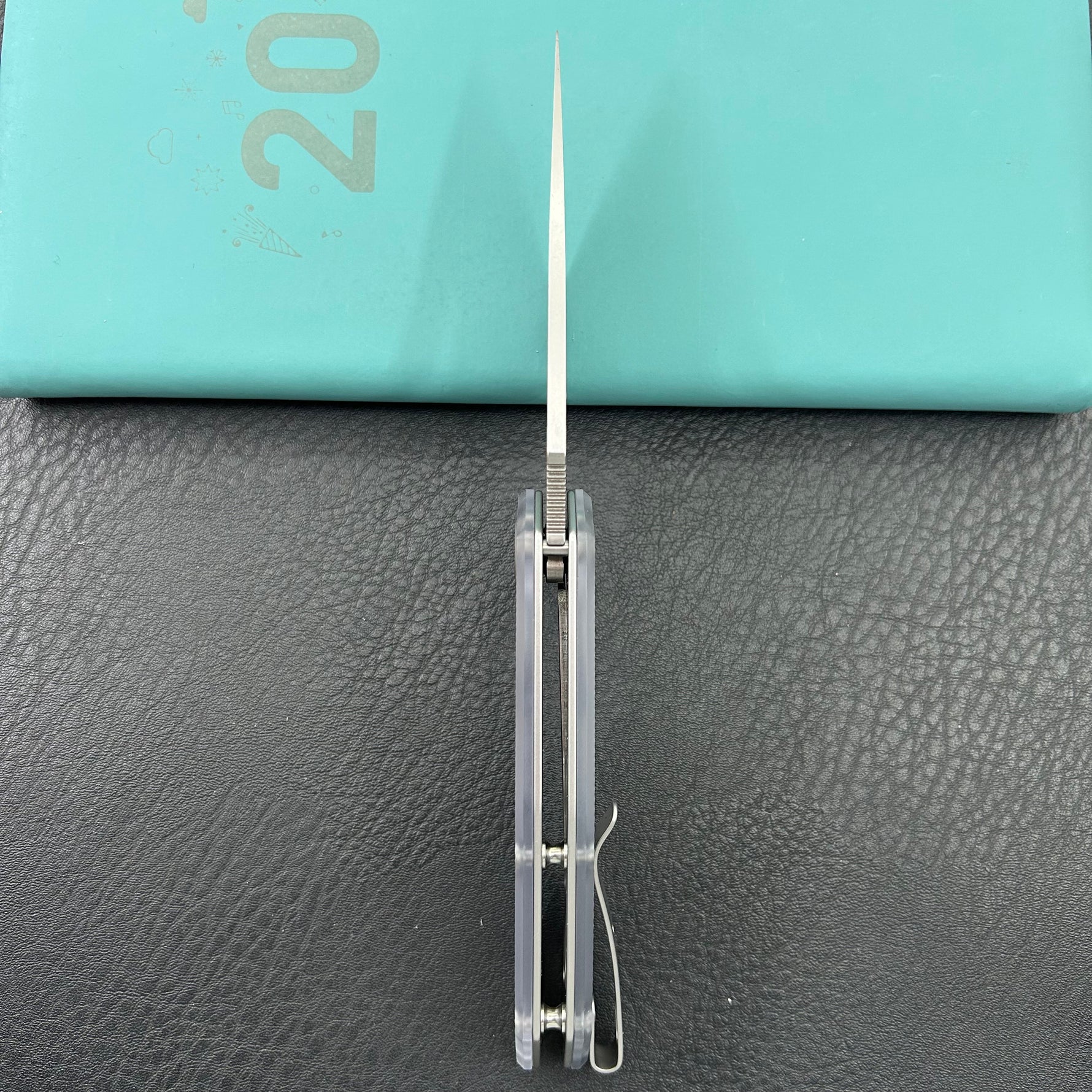 KUBEY Knife KU122-1A Coeus Linerlock Translucent Polycarbonate   Fold Knife