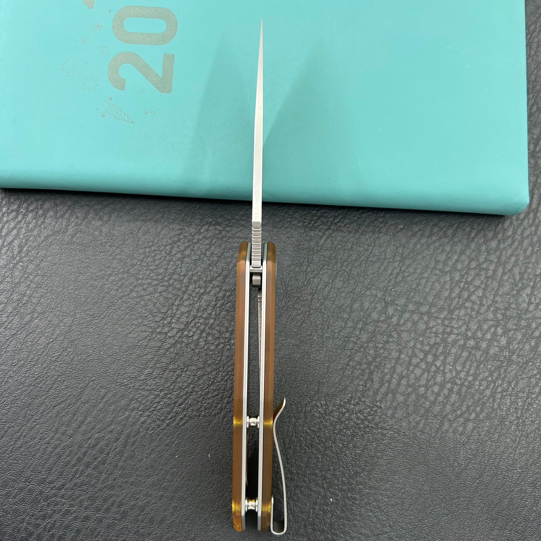 KUBEY Knife KU122S Coeus Linerlock Ultem   Fold Knife