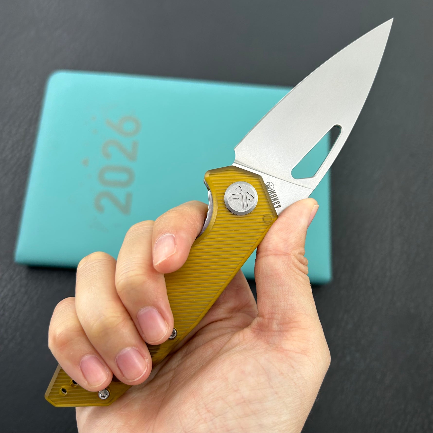 KUBEY Knife KU122S Coeus Linerlock Ultem   Fold Knife