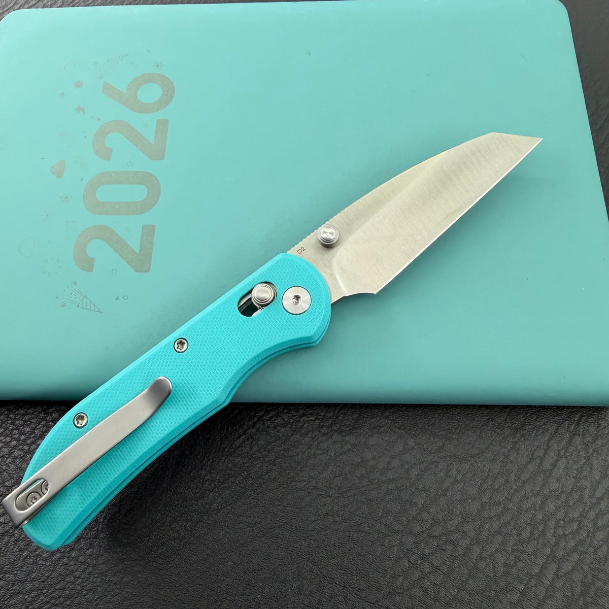 KUBEY Rook D2 G10 Crossbar Lock Folding Knife