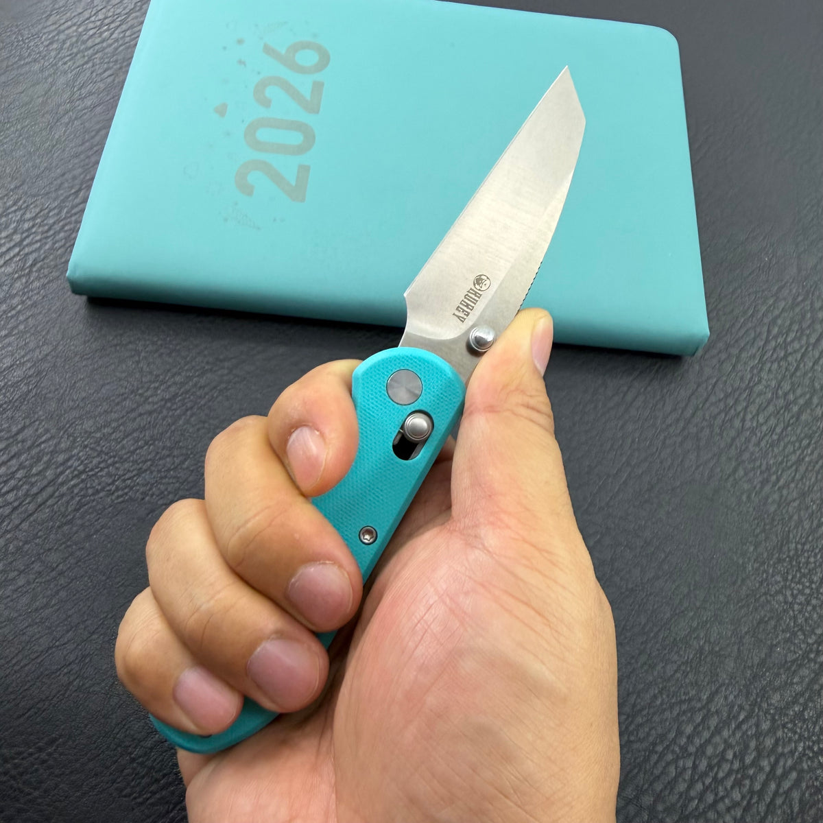 KUBEY Rook D2 G10 Crossbar Lock Folding Knife