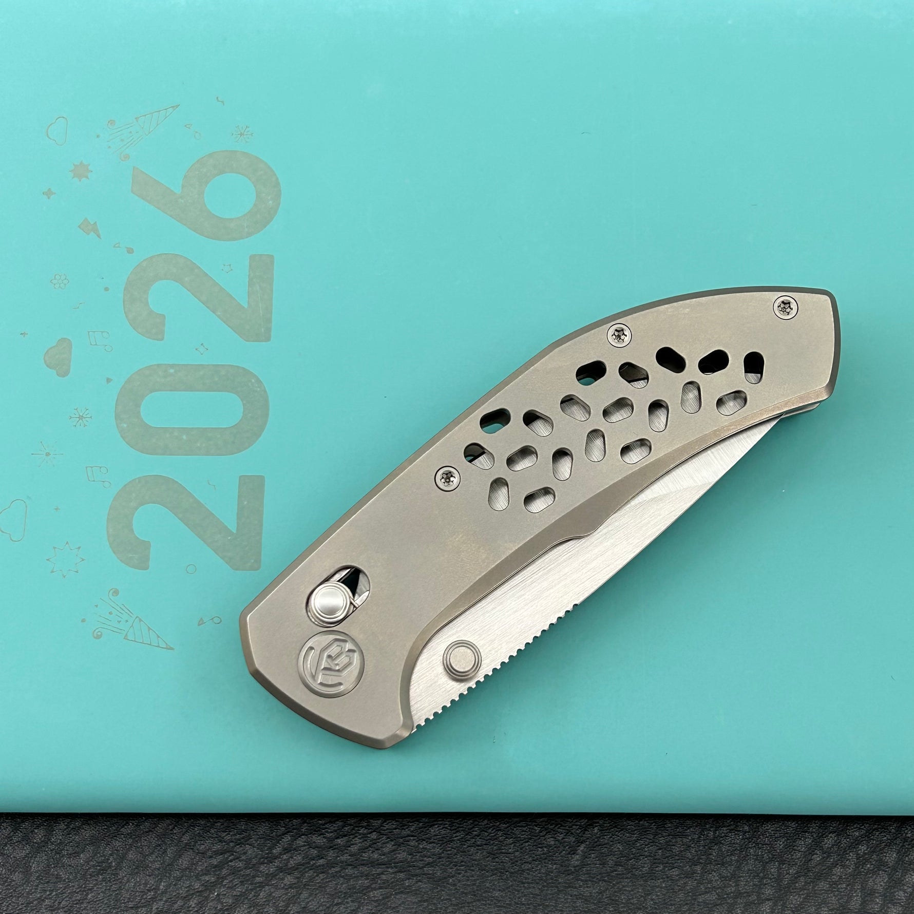 KB KNIVES KB326A Trillium Folding Knife Grey Titanium Handle 3.11'' Belt Satin M390 Blade