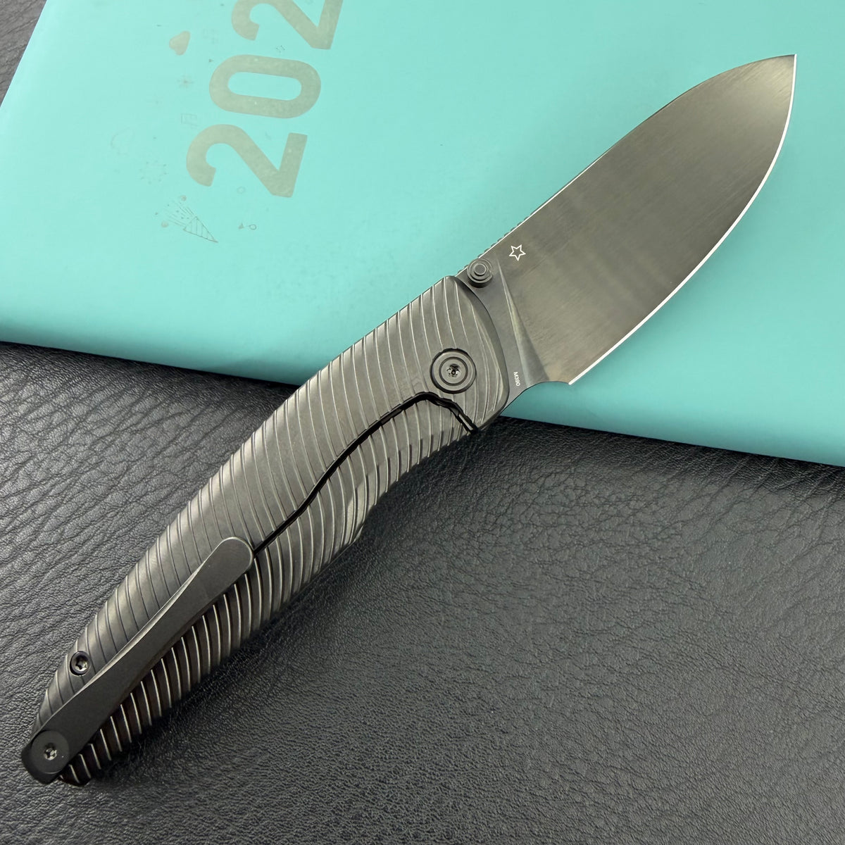 Kubey KB480C Cargo M390 Folding Knife Black PVD Titanium Handle