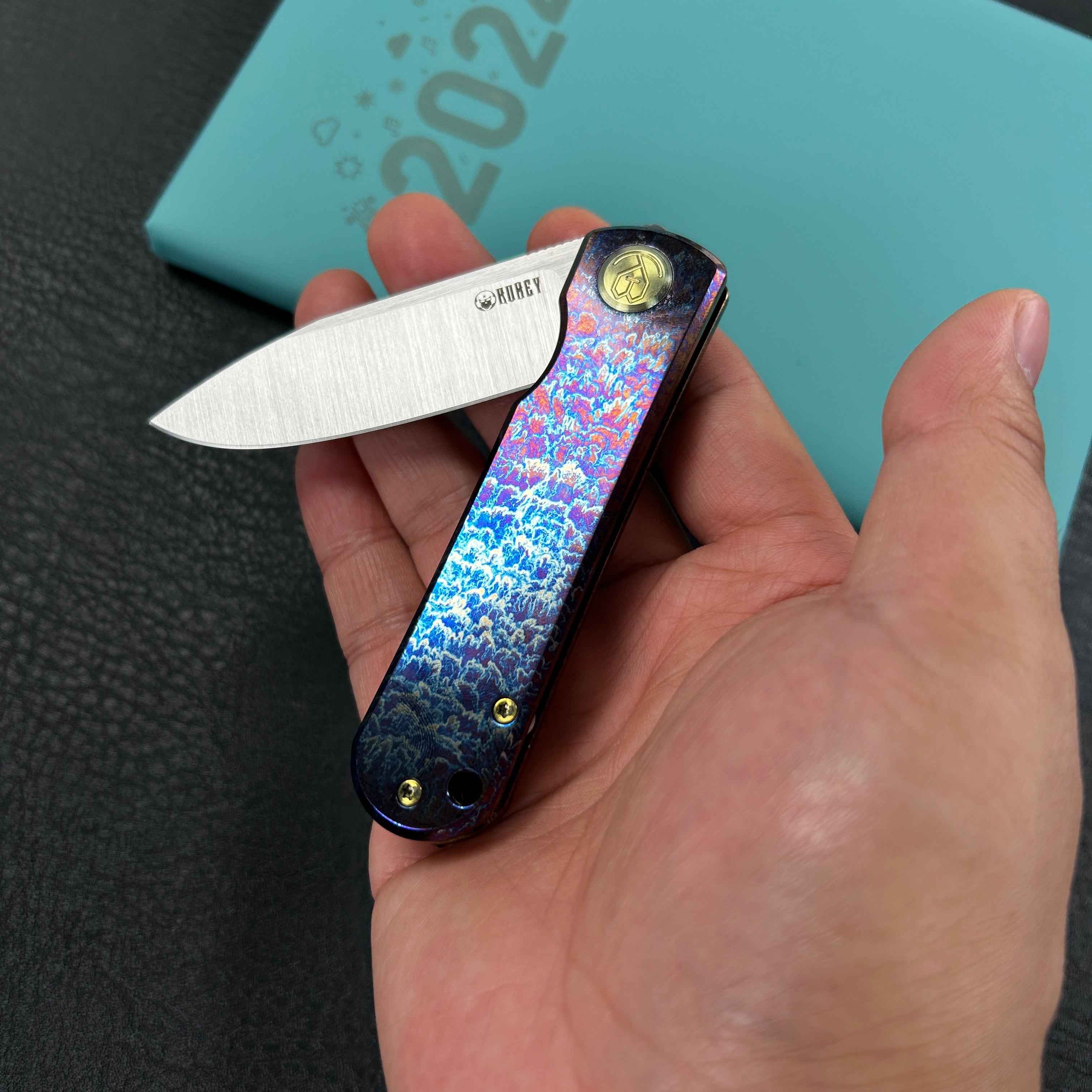 KUBEY KB359  NEO Flipper Folding Pocket Knife Flame Titanium Custom Titanium Mayhem Finish Handle  2.99" Belt Satin S35VN Blade