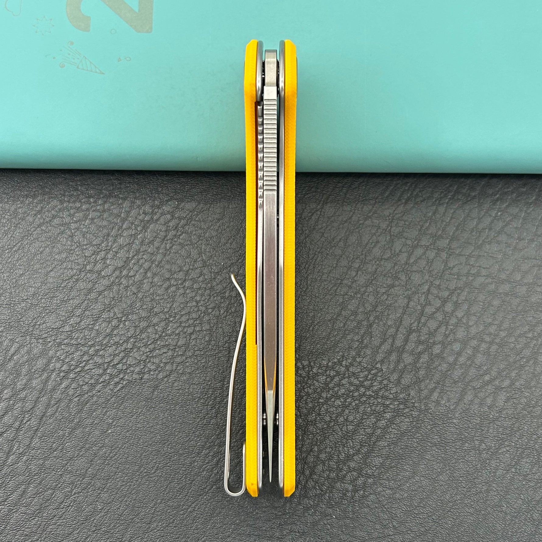 KUBEY Knife KU158S Flash Linerlock Yellow 14C28N Folding Knife