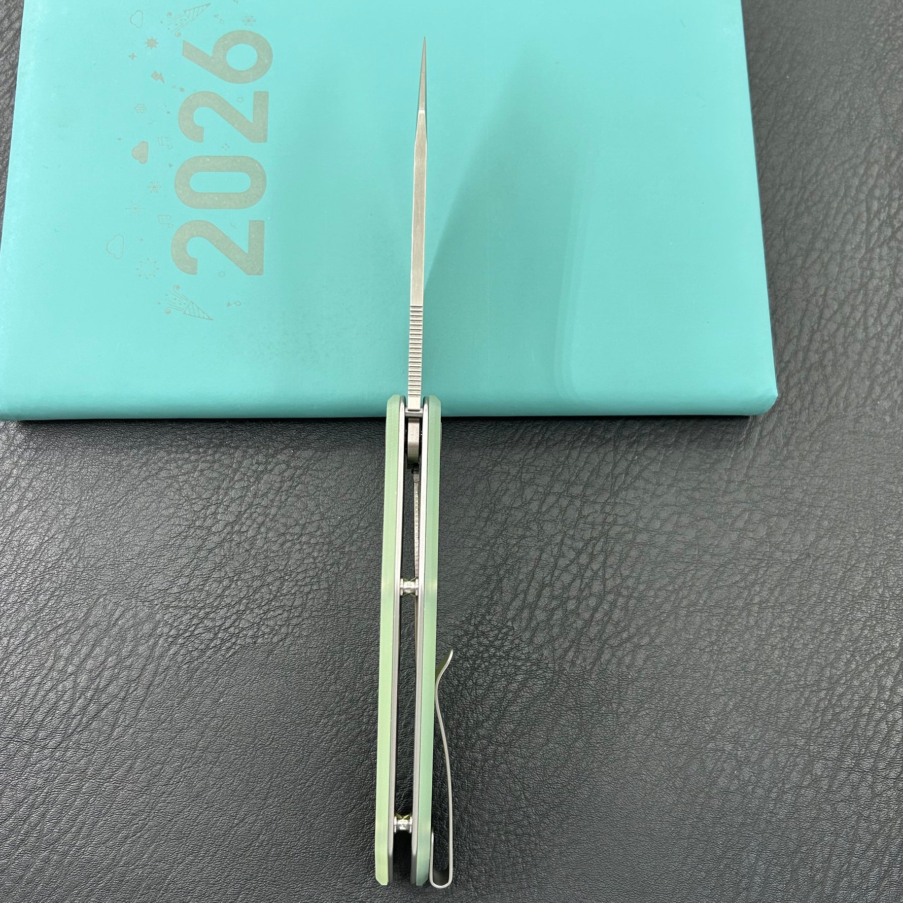 KUBEY Knife  KU158R Flash Linerlock Jade Folding knife Frame Locking