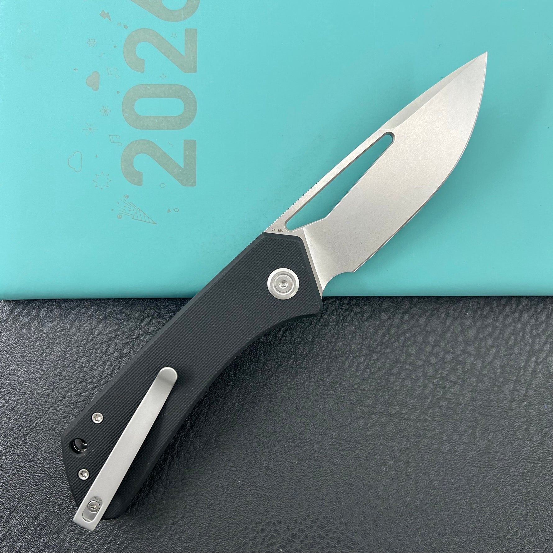 KUBEY Knife KU331L Thalia Linerlock Black 14C28N Folding Knife