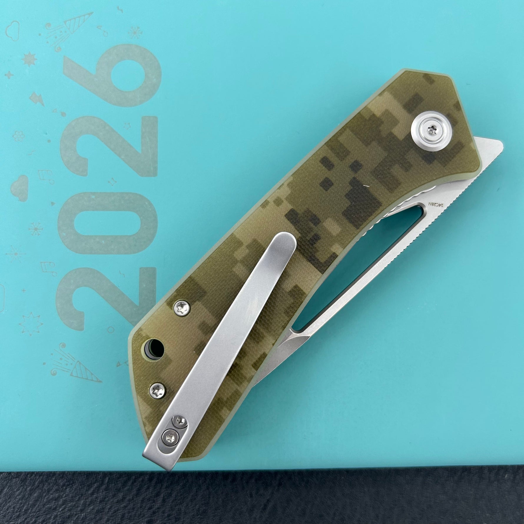 KUBEY Knife KU331K Thalia Linerlock Camouflage 14C28N Folding Knife