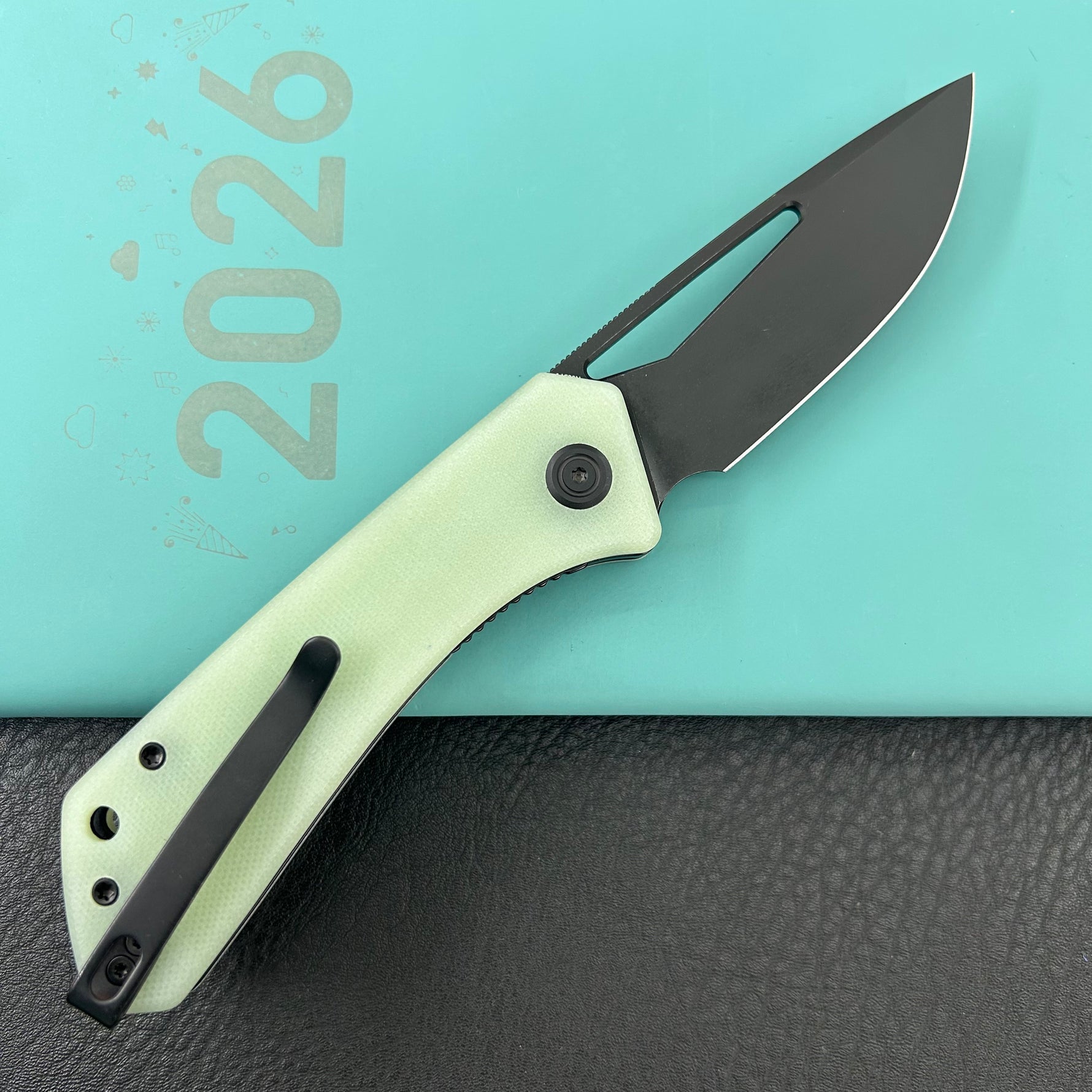 KUBEY Knife KU331N Thalia Linerlock Black Jade 14C28N Folding Knife