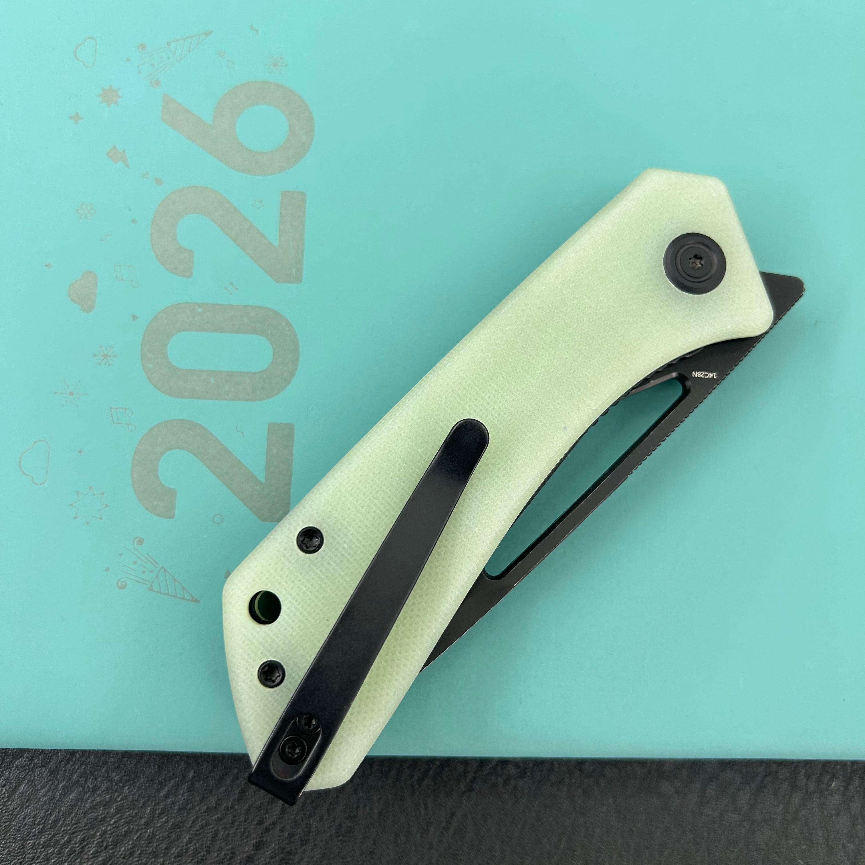 KUBEY Knife KU331N Thalia Linerlock Black Jade 14C28N Folding