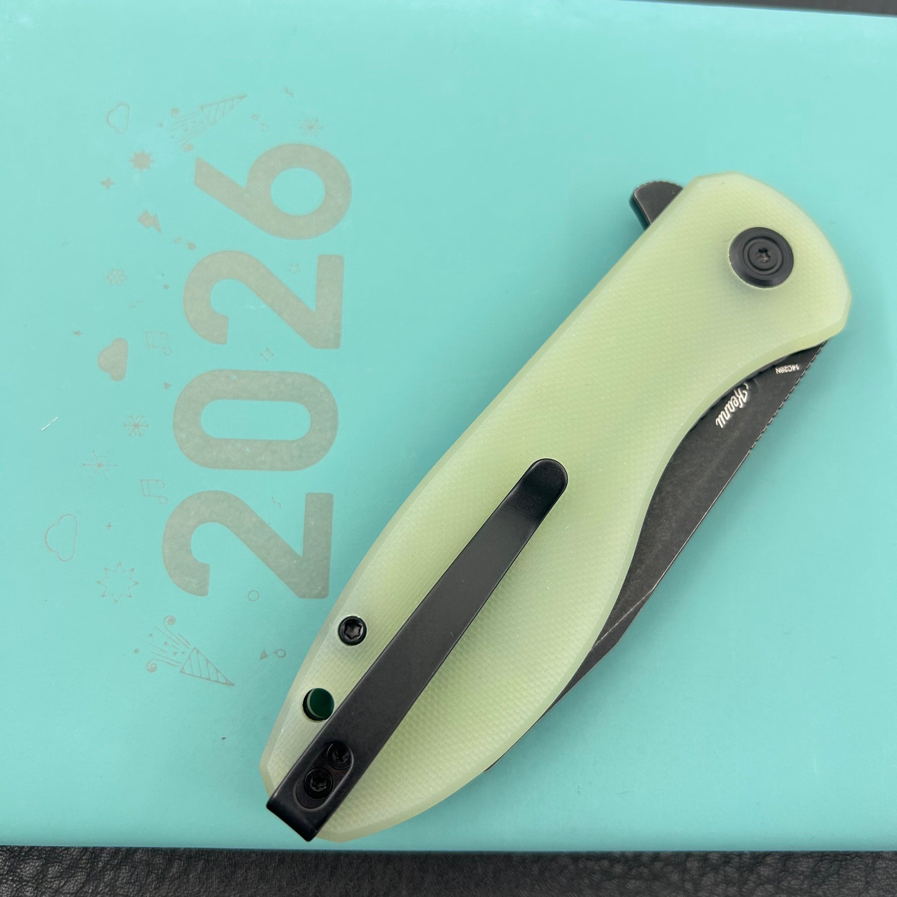 KUBEY Knife KU358Q Master Chief Linerlock Black Jade  14C28N Folding Knife